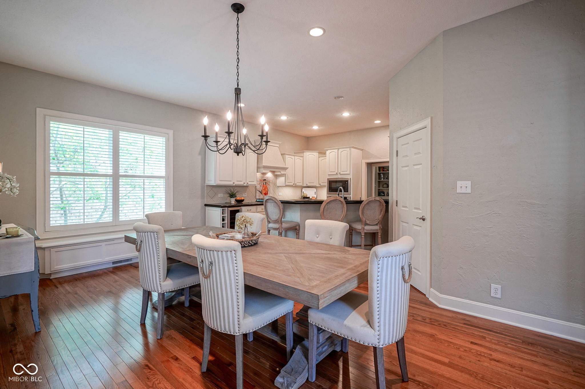 2223 Shaftesbury Road