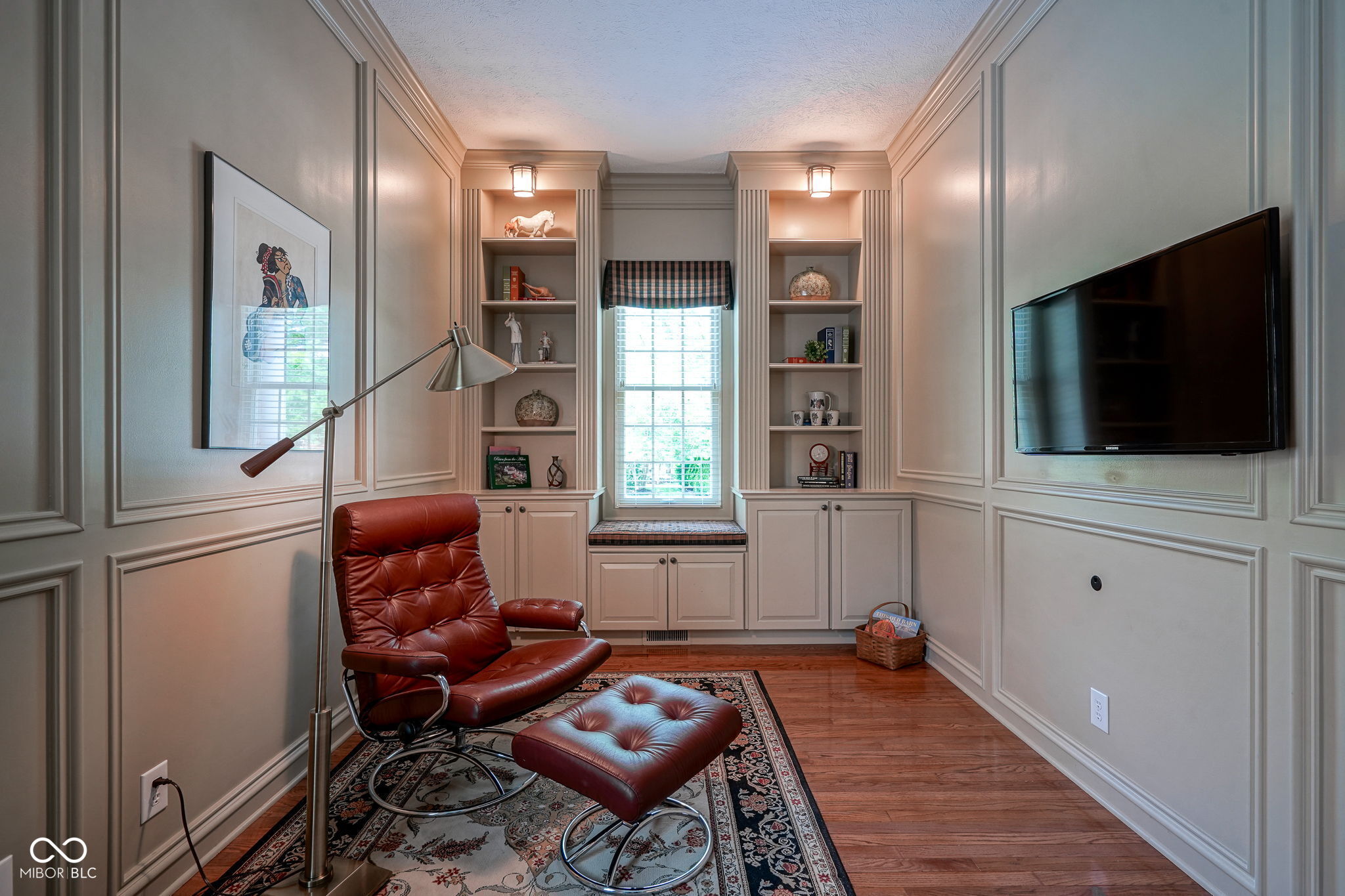 2223 Shaftesbury Road