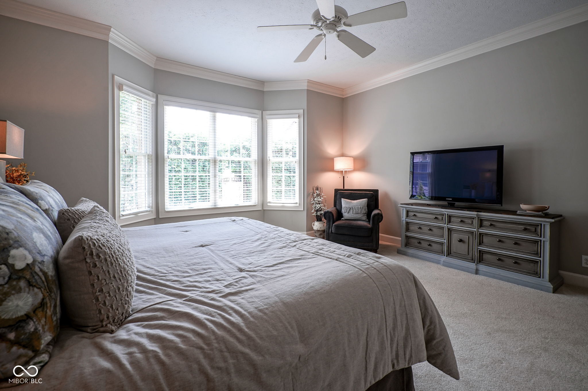 2223 Shaftesbury Road