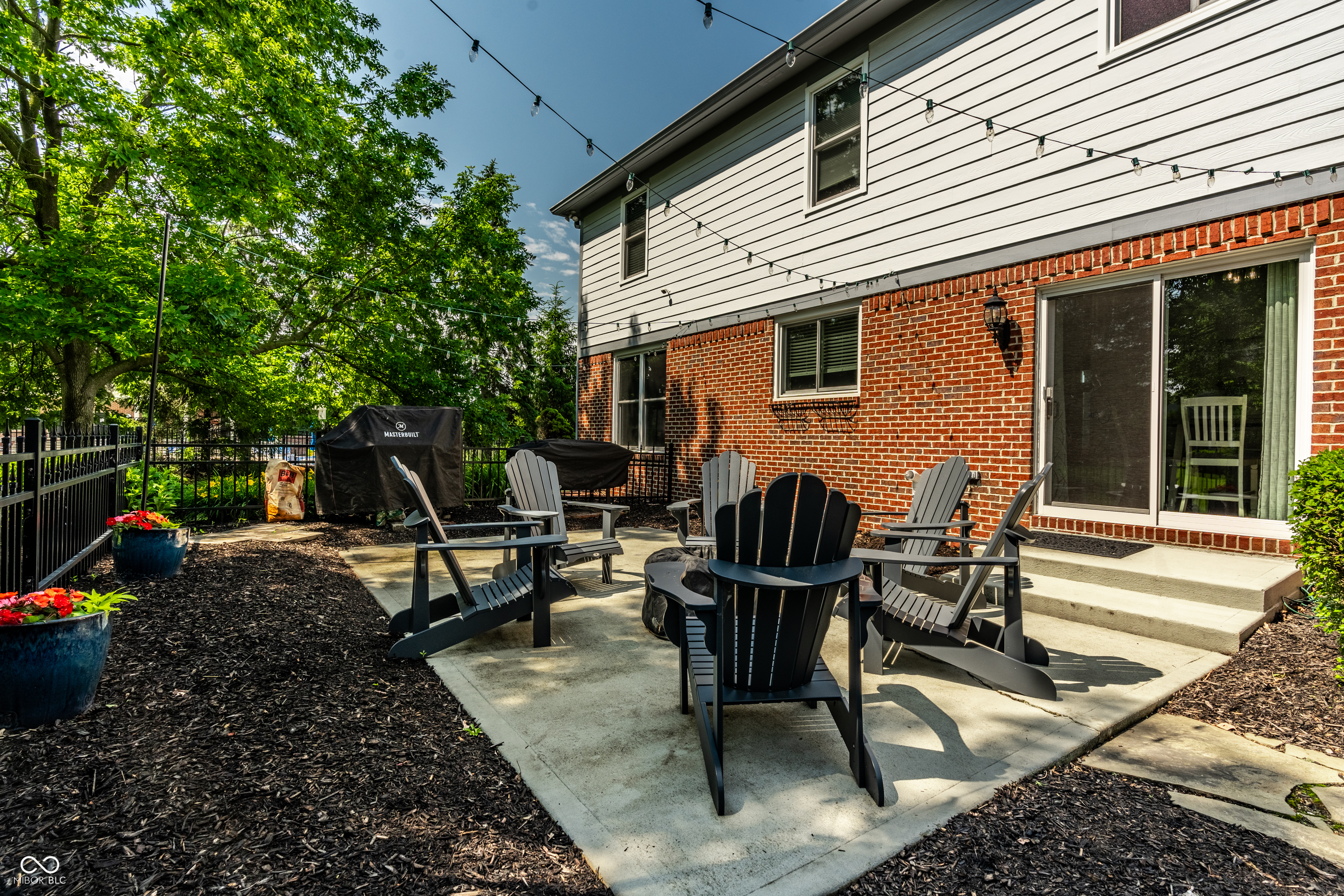 14149 Ledgewood Way