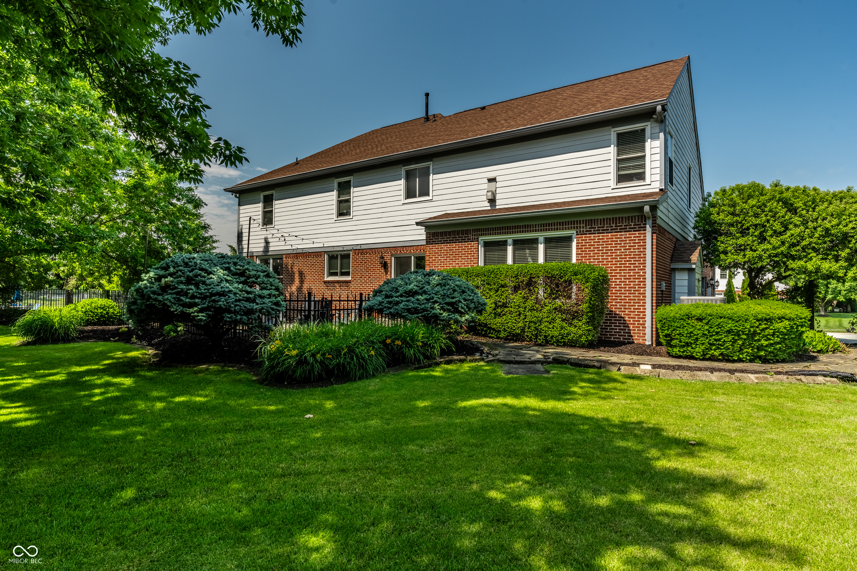 14149 Ledgewood Way