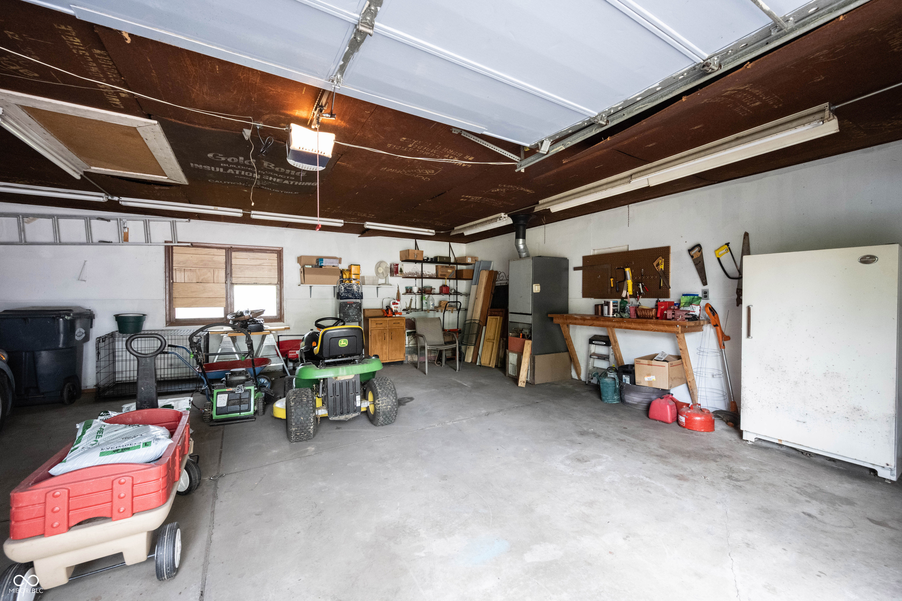 9461 N County Road 800 W