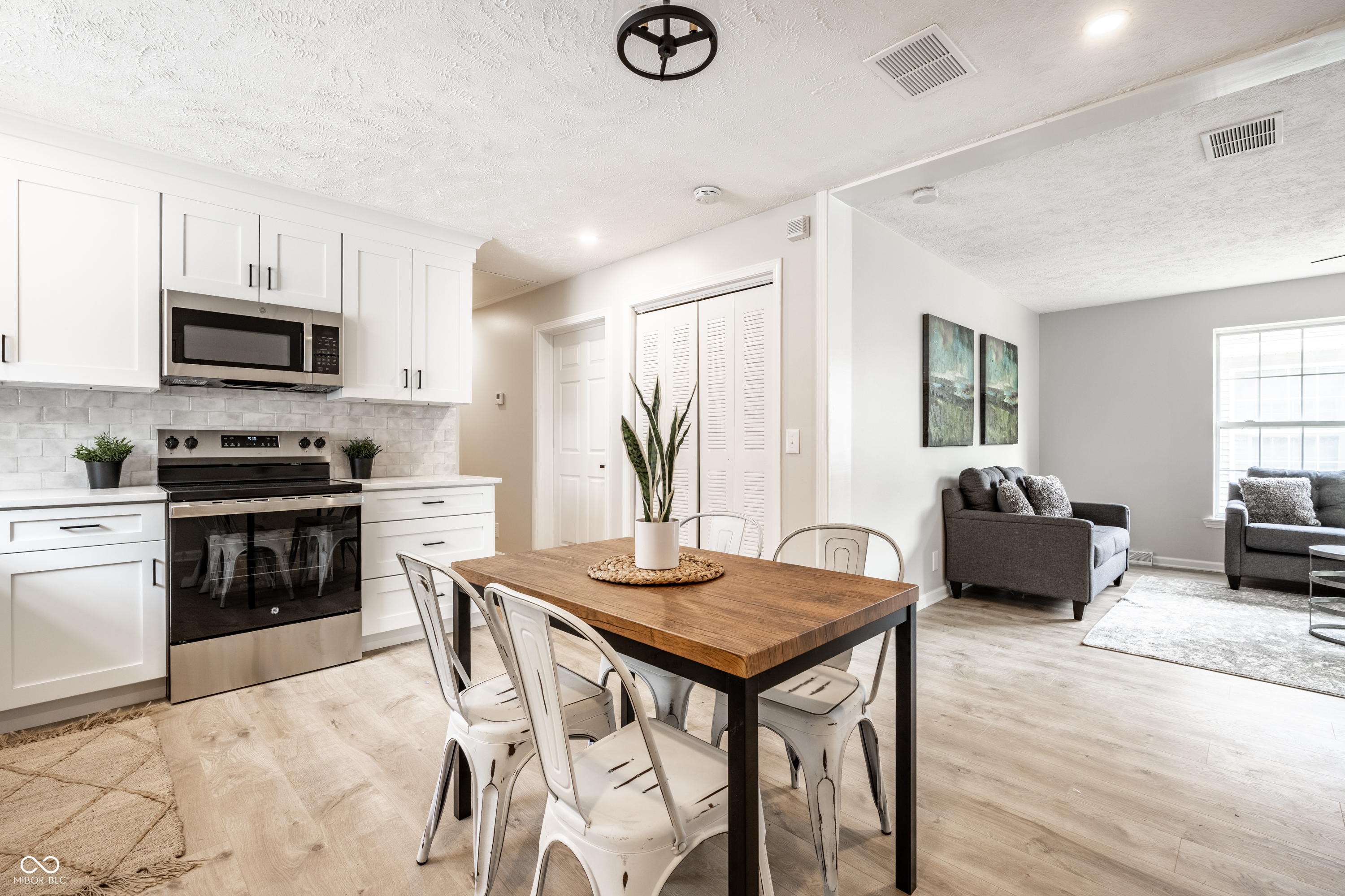 3818 Fetlock Drive