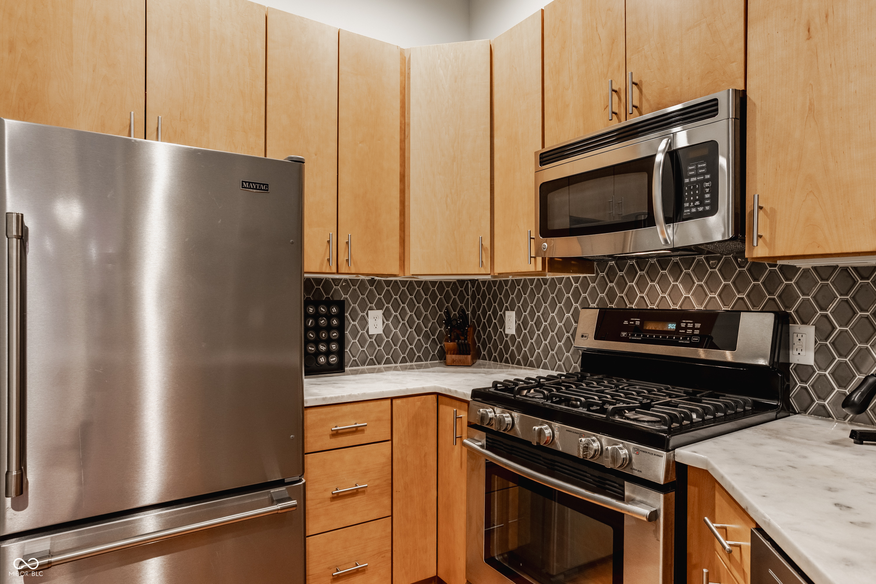 611 N Park Avenue Unit: 104