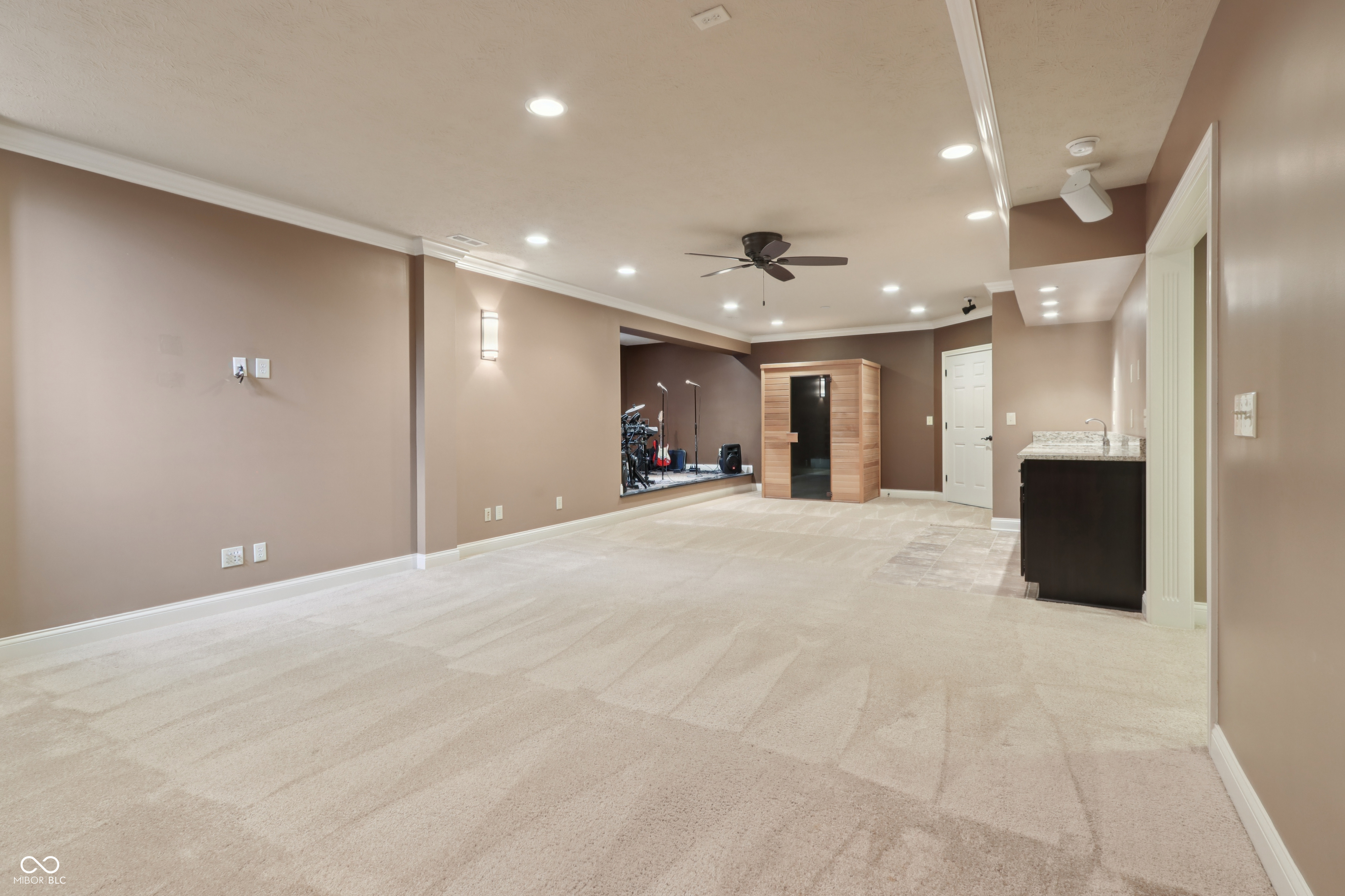 10886 Hamilton Pass
