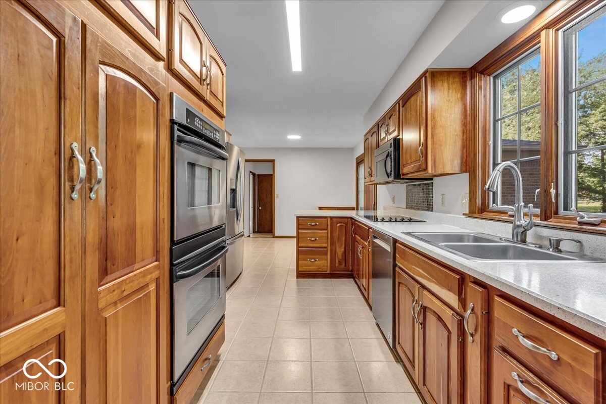 635 White Oak Court