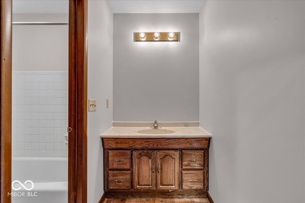 635 White Oak Court