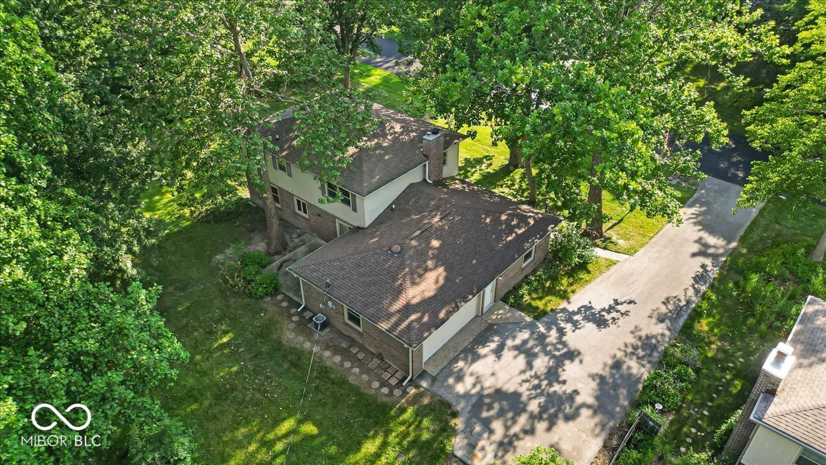 635 White Oak Court