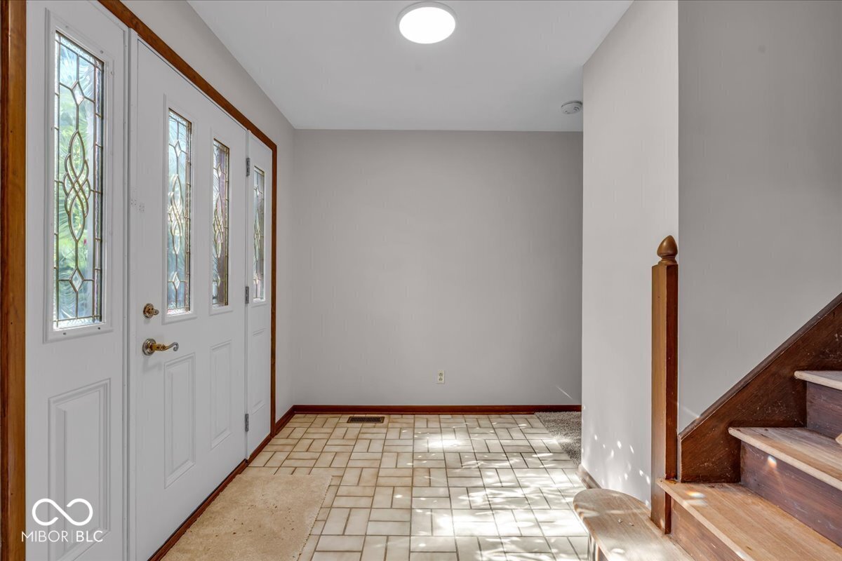 635 White Oak Court