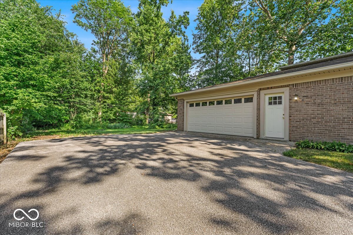 635 White Oak Court