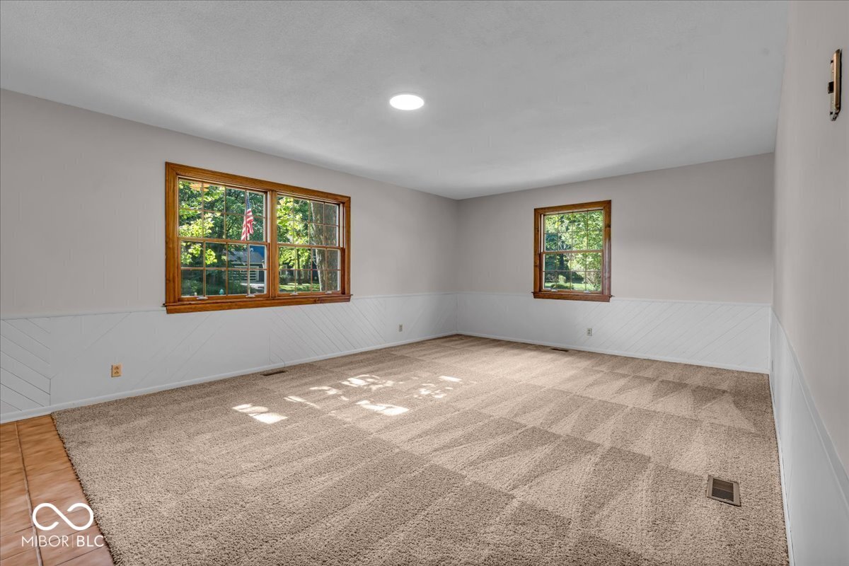 635 White Oak Court
