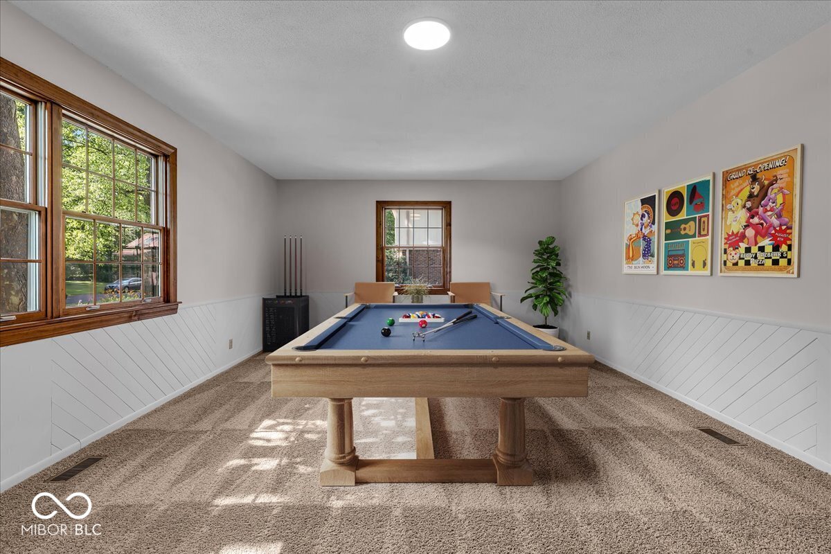 635 White Oak Court