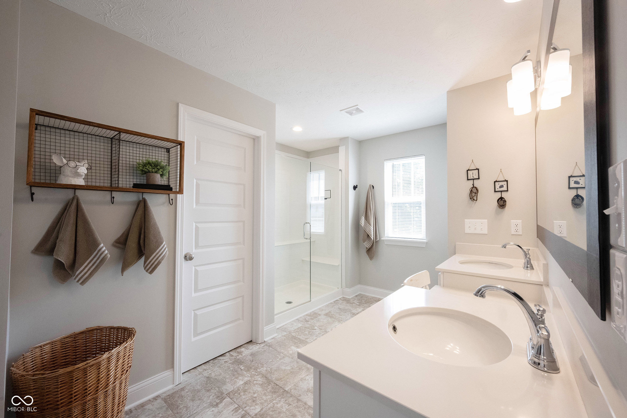 4992 Fennel Drive