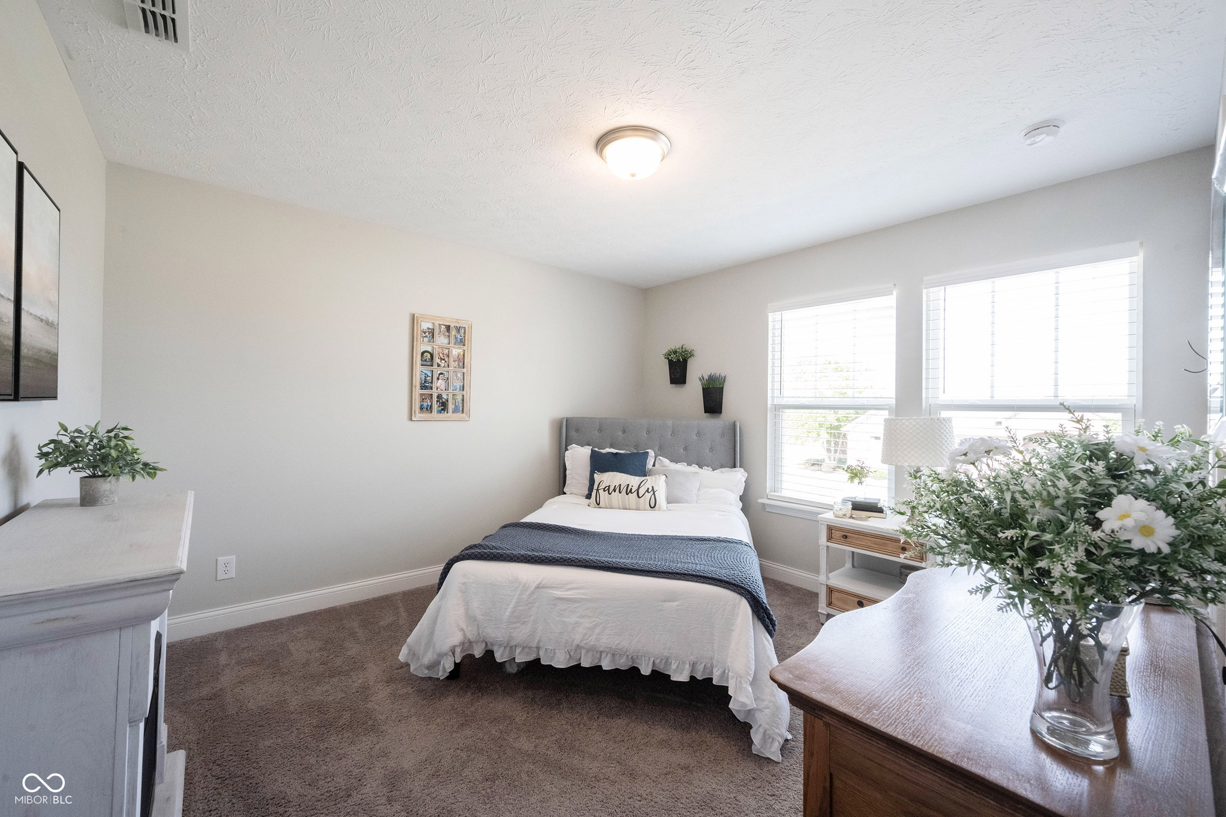 4992 Fennel Drive