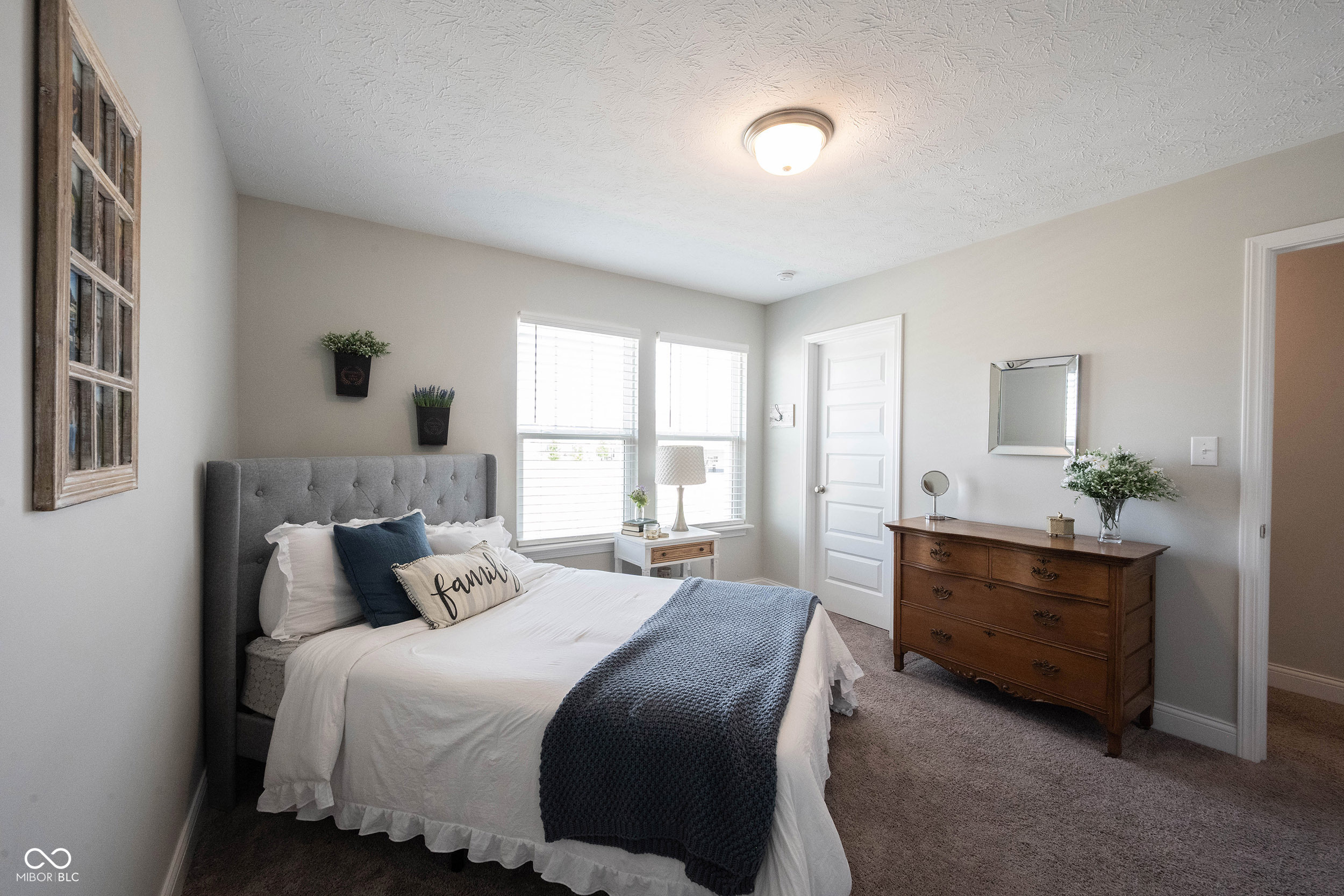 4992 Fennel Drive