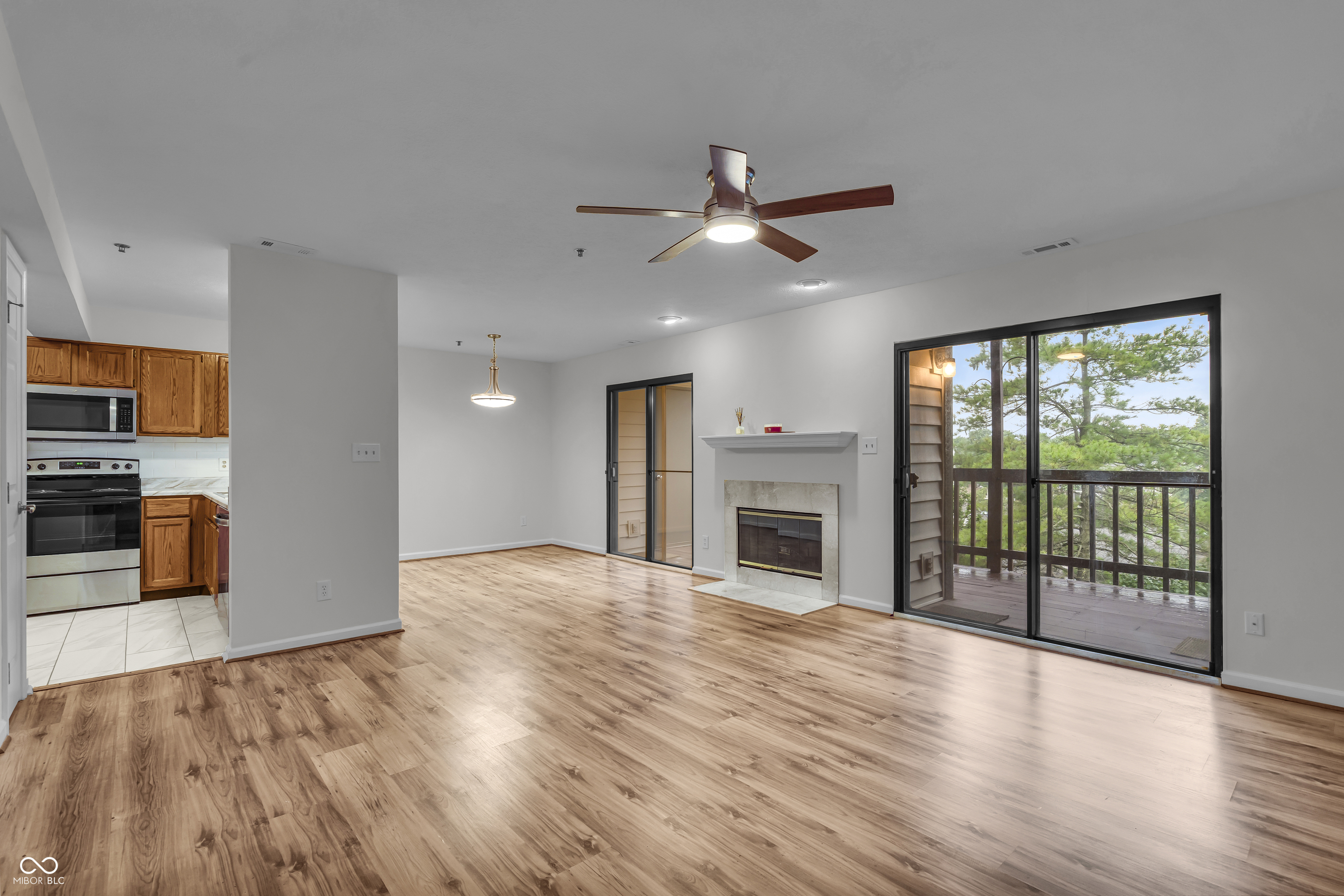 8176 Shorewalk Drive Unit: C