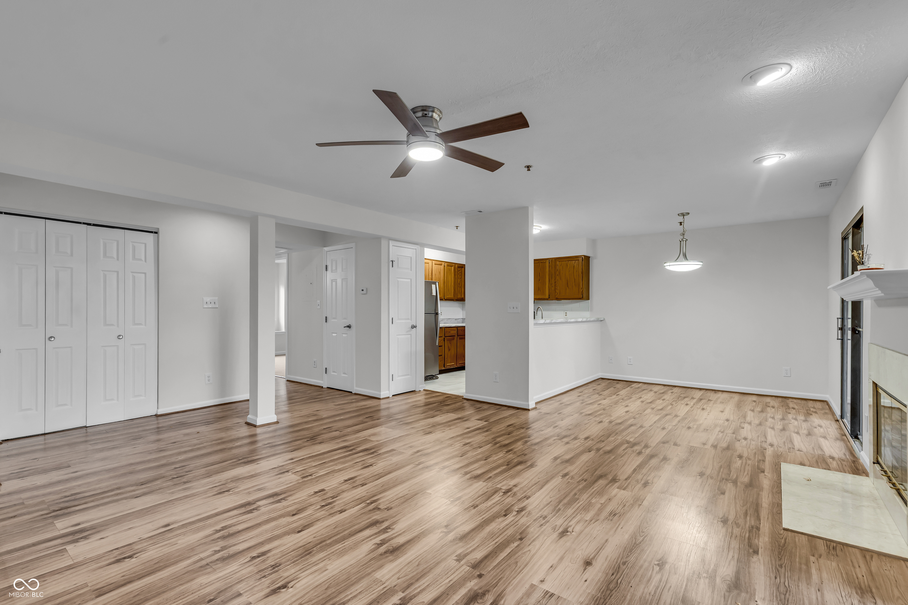 8176 Shorewalk Drive Unit: C