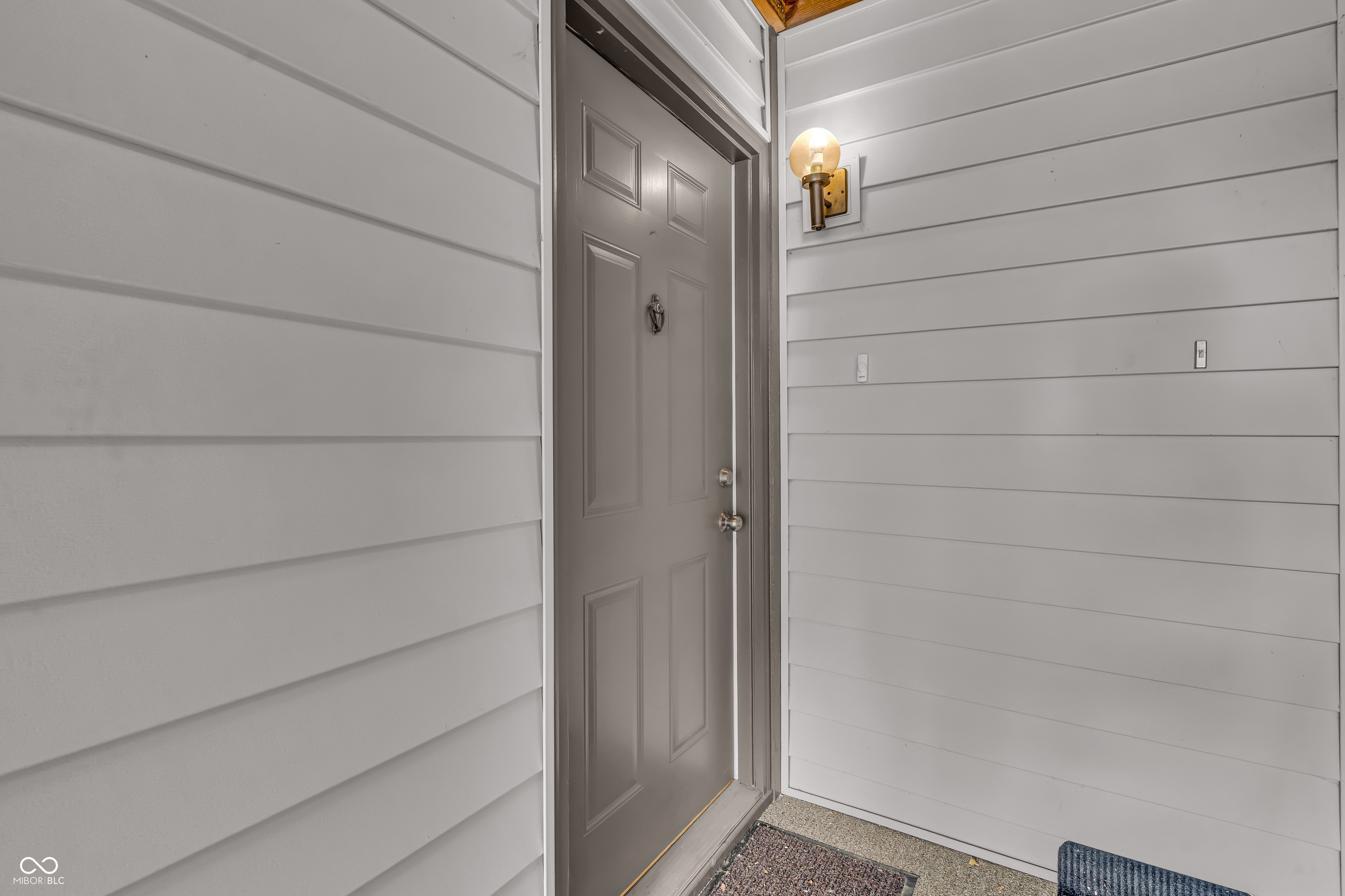8176 Shorewalk Drive Unit: C