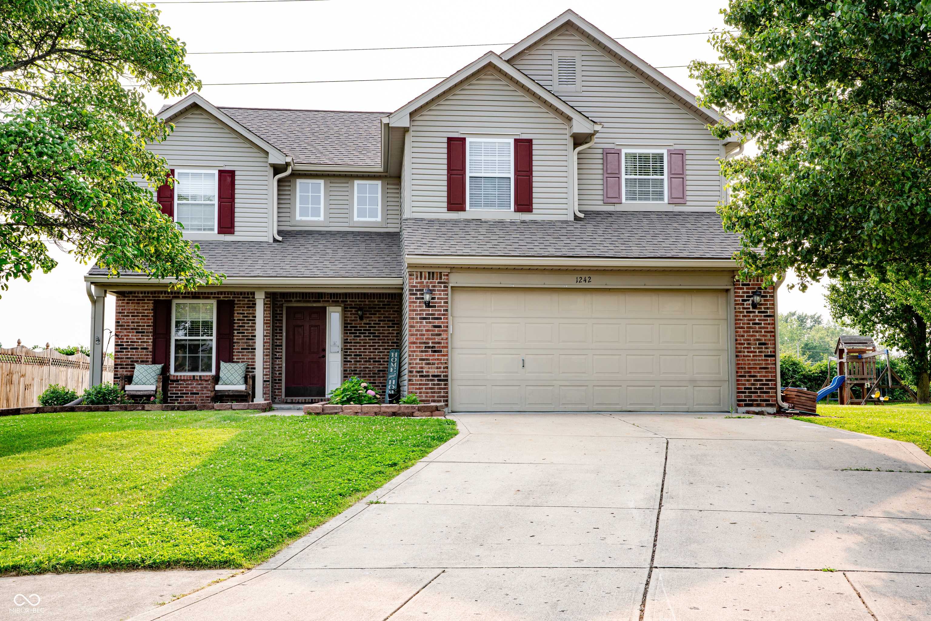 1242 Flatrock Drive