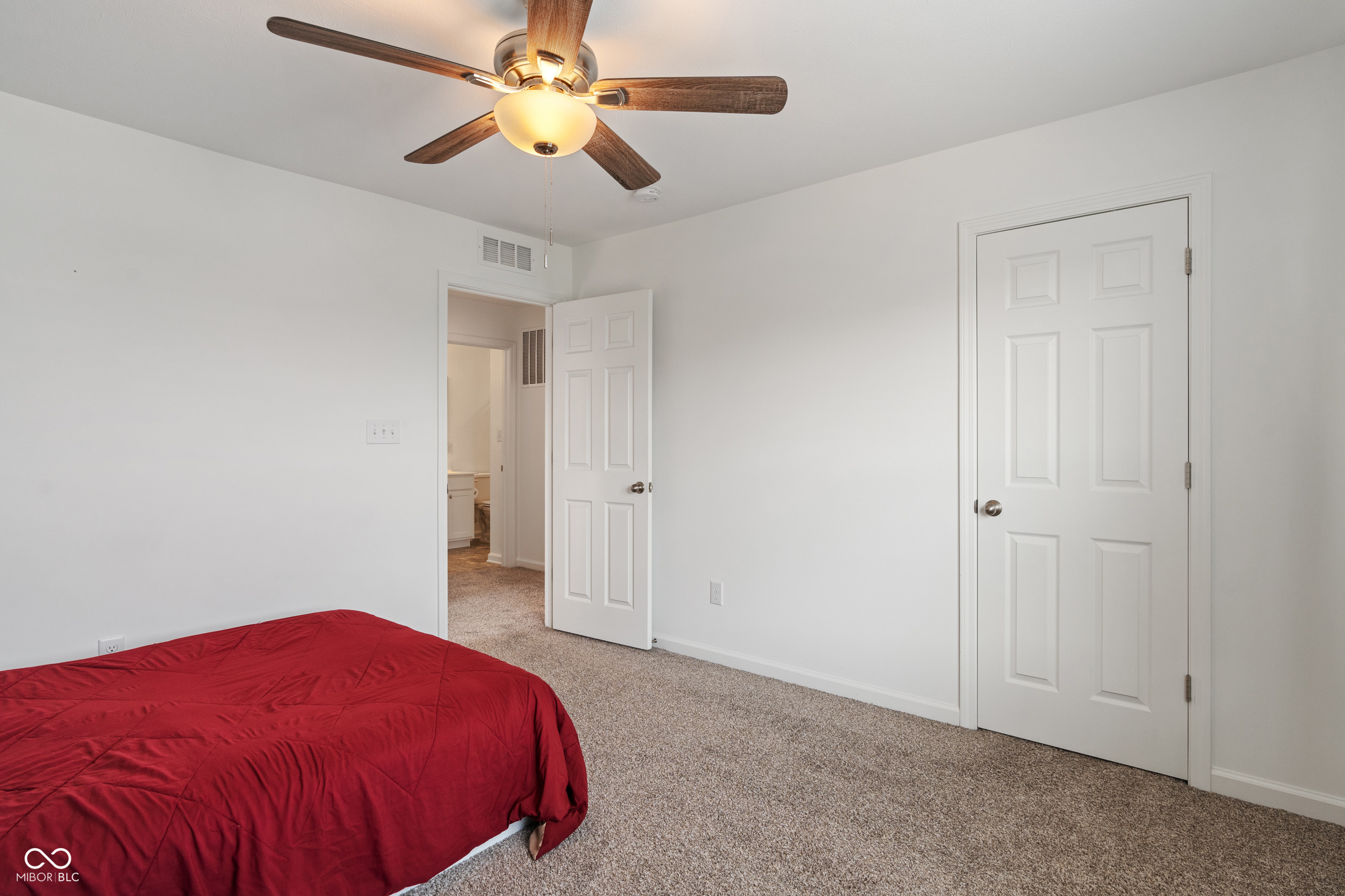 15736 Conductors Drive
