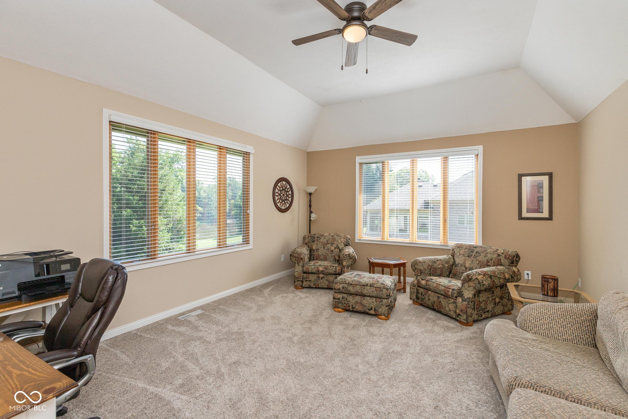 10196 Lakewood Drive