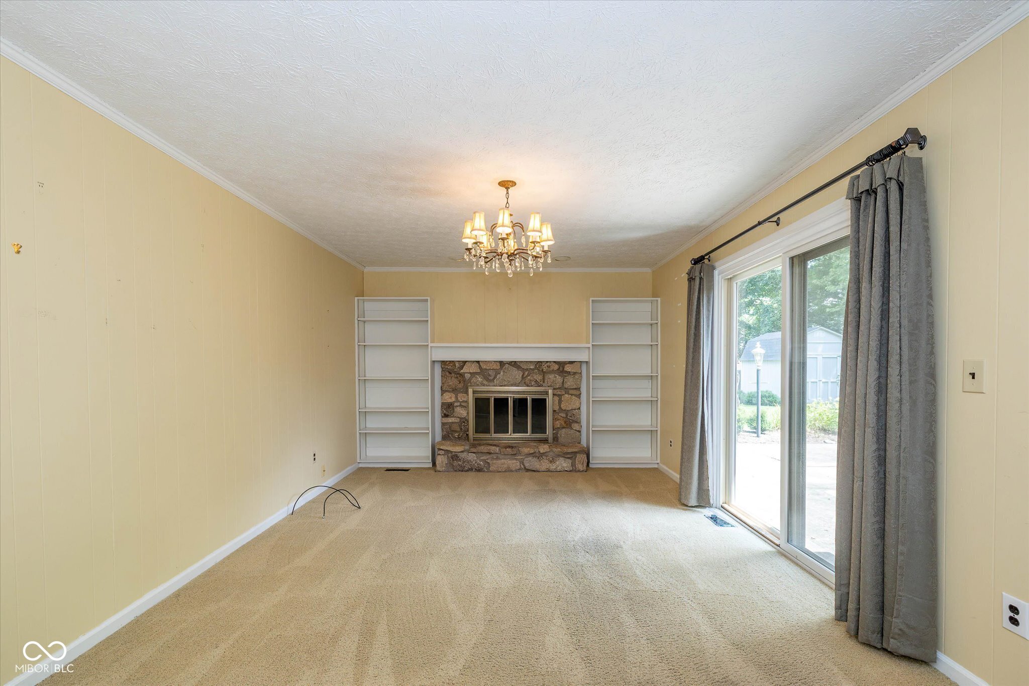8104 Tanager Lane