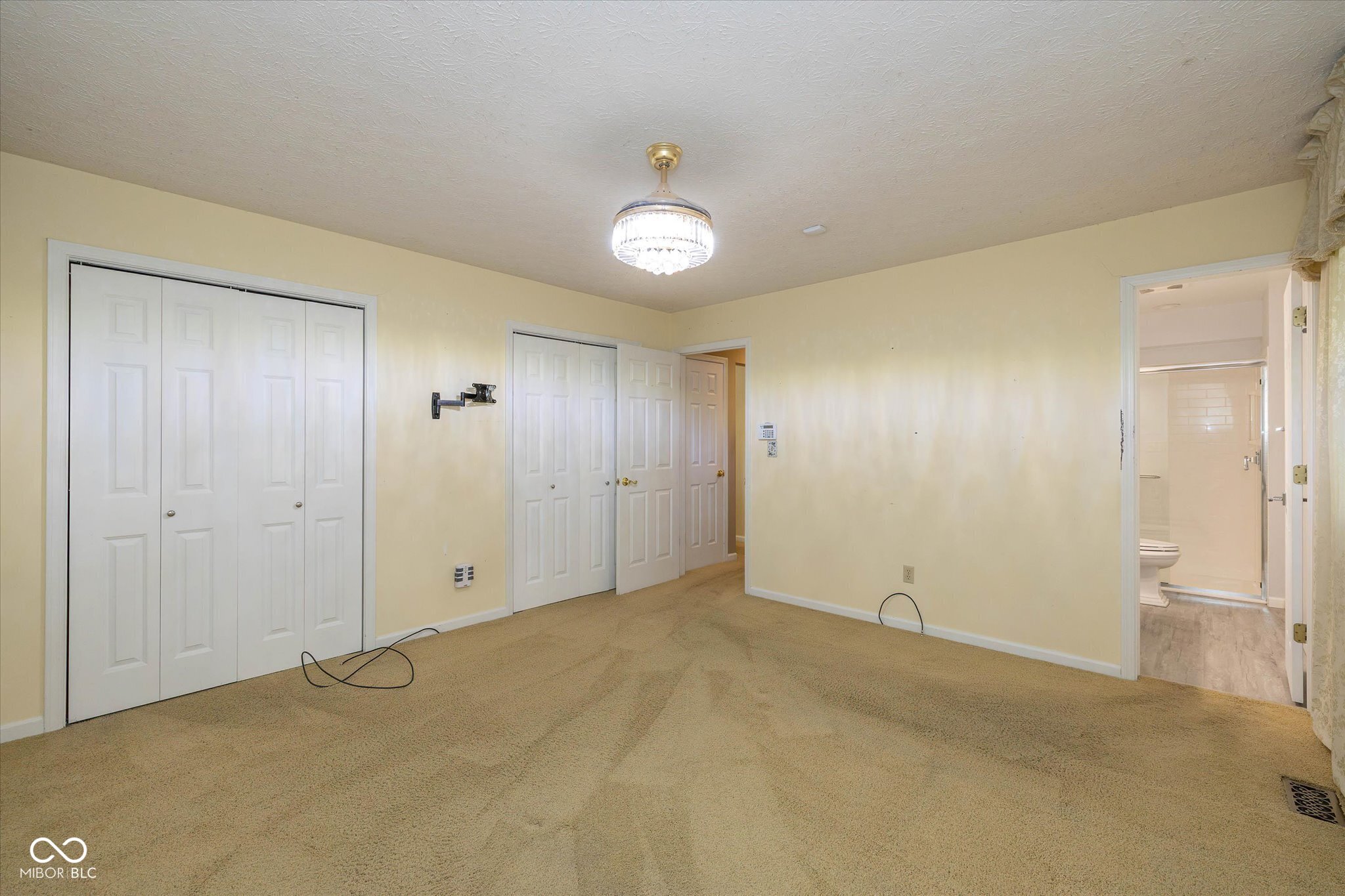 8104 Tanager Lane