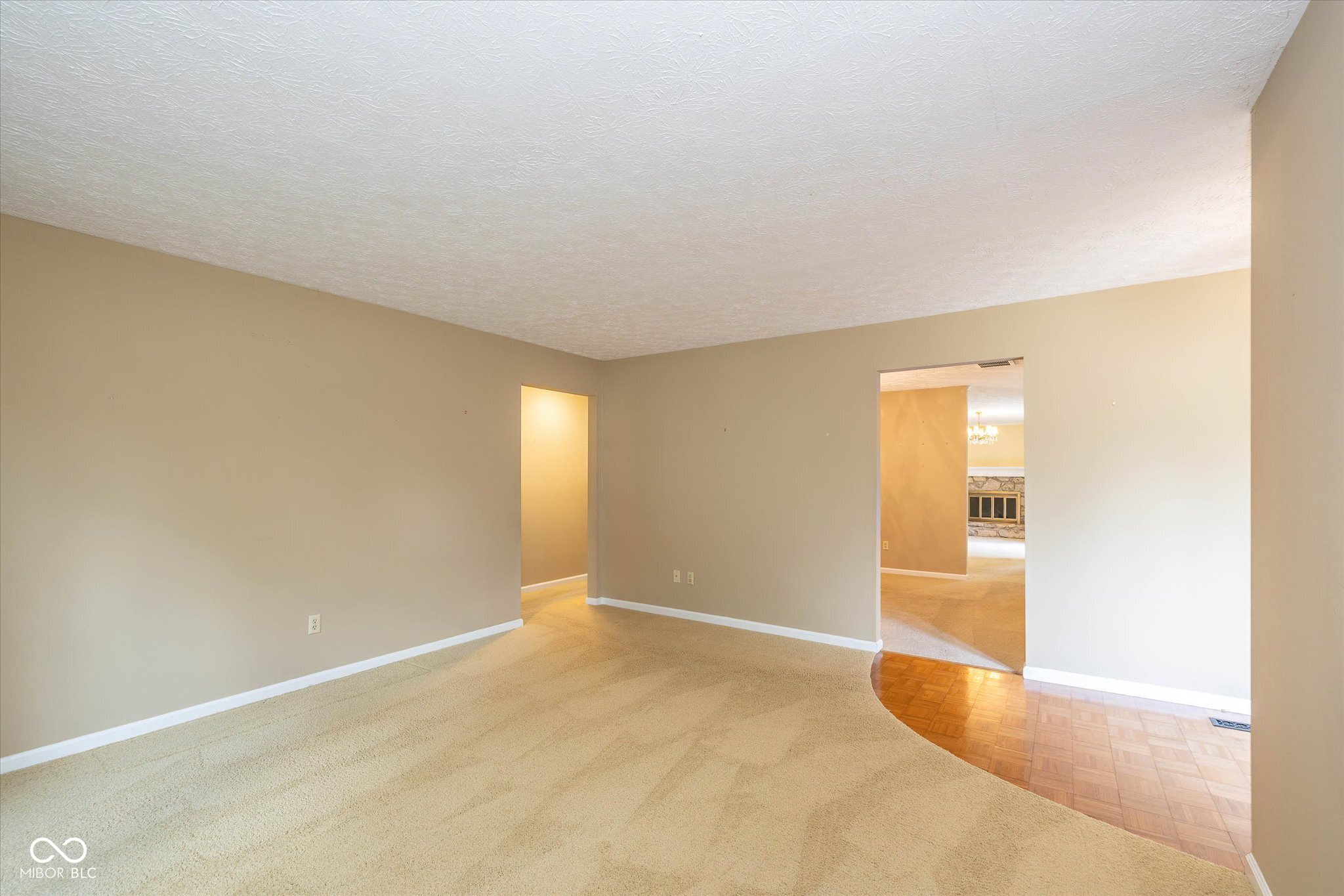 8104 Tanager Lane