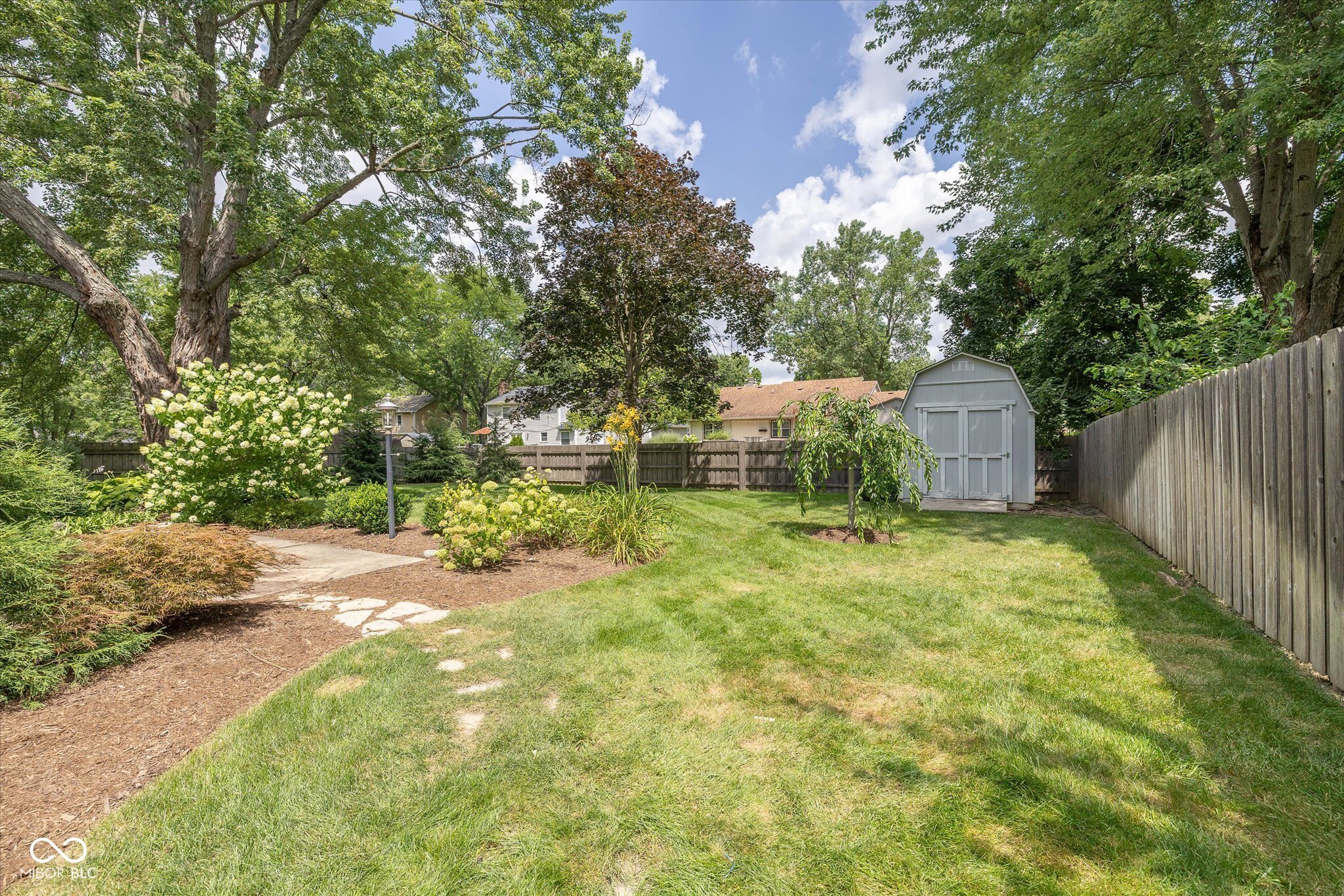 8104 Tanager Lane