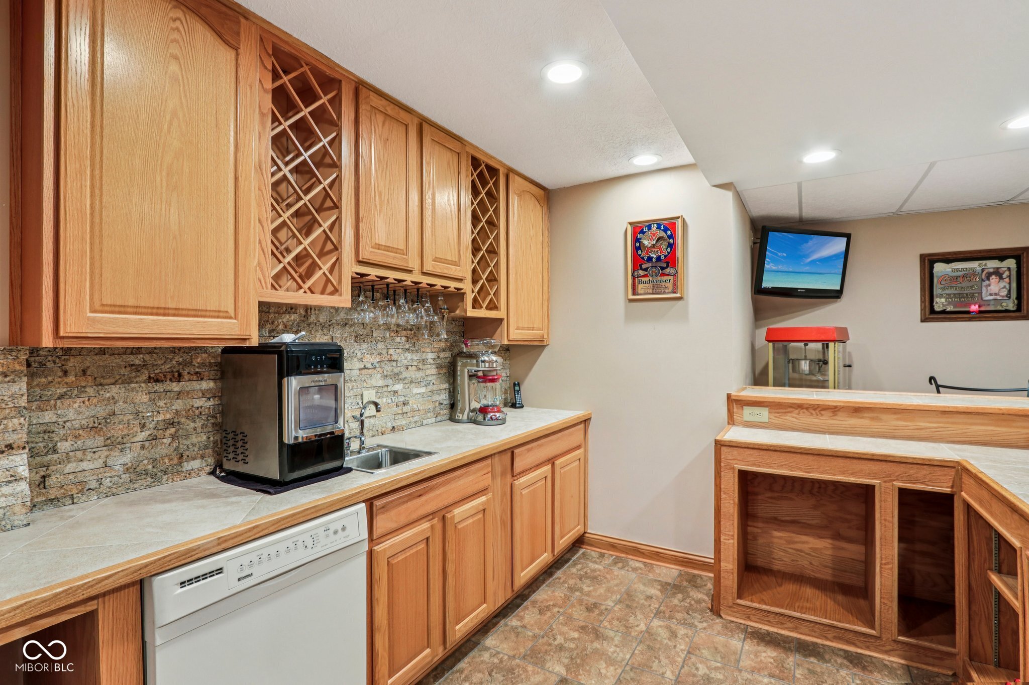 8301 Cooper Lane