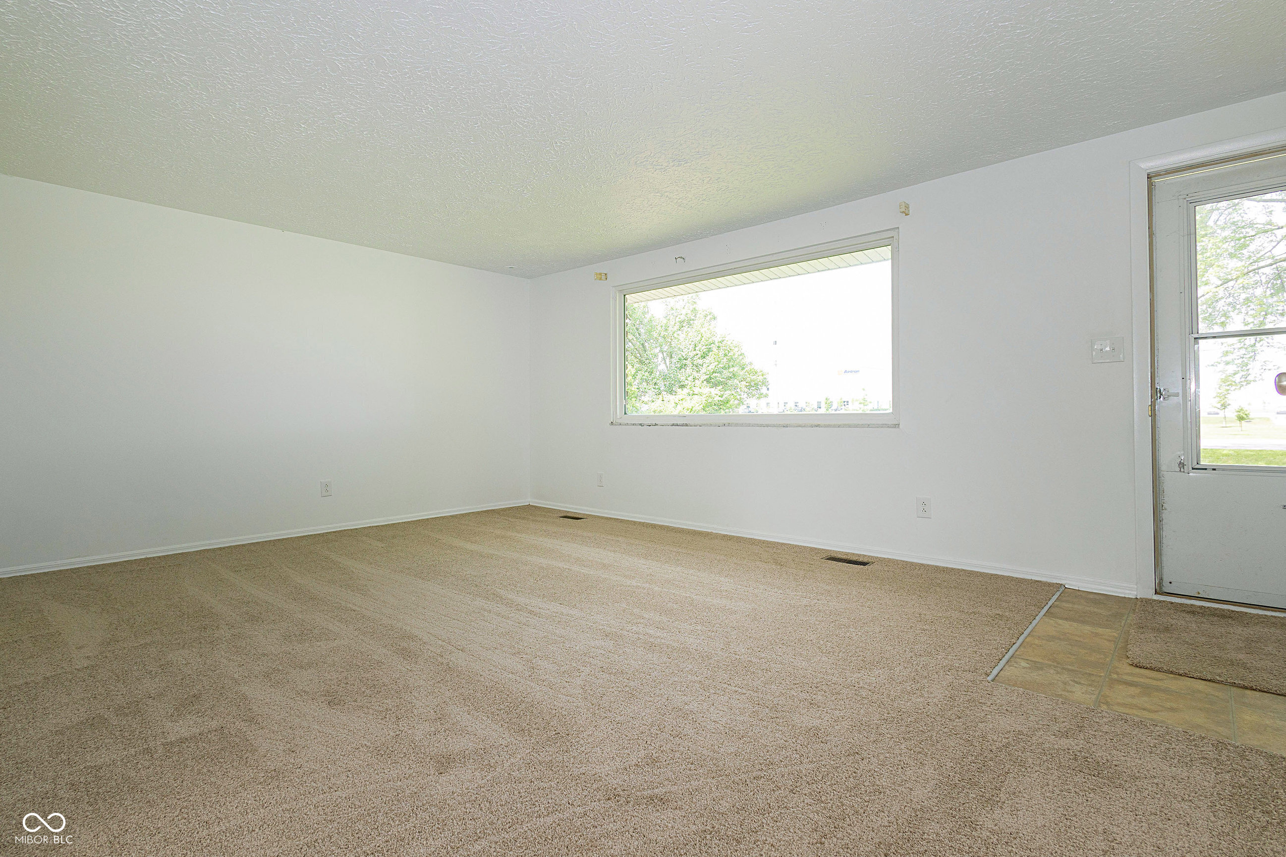 1217 S Post Road