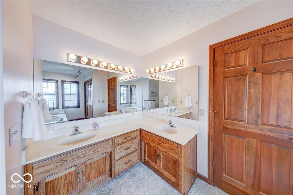109 Edgewater Drive
