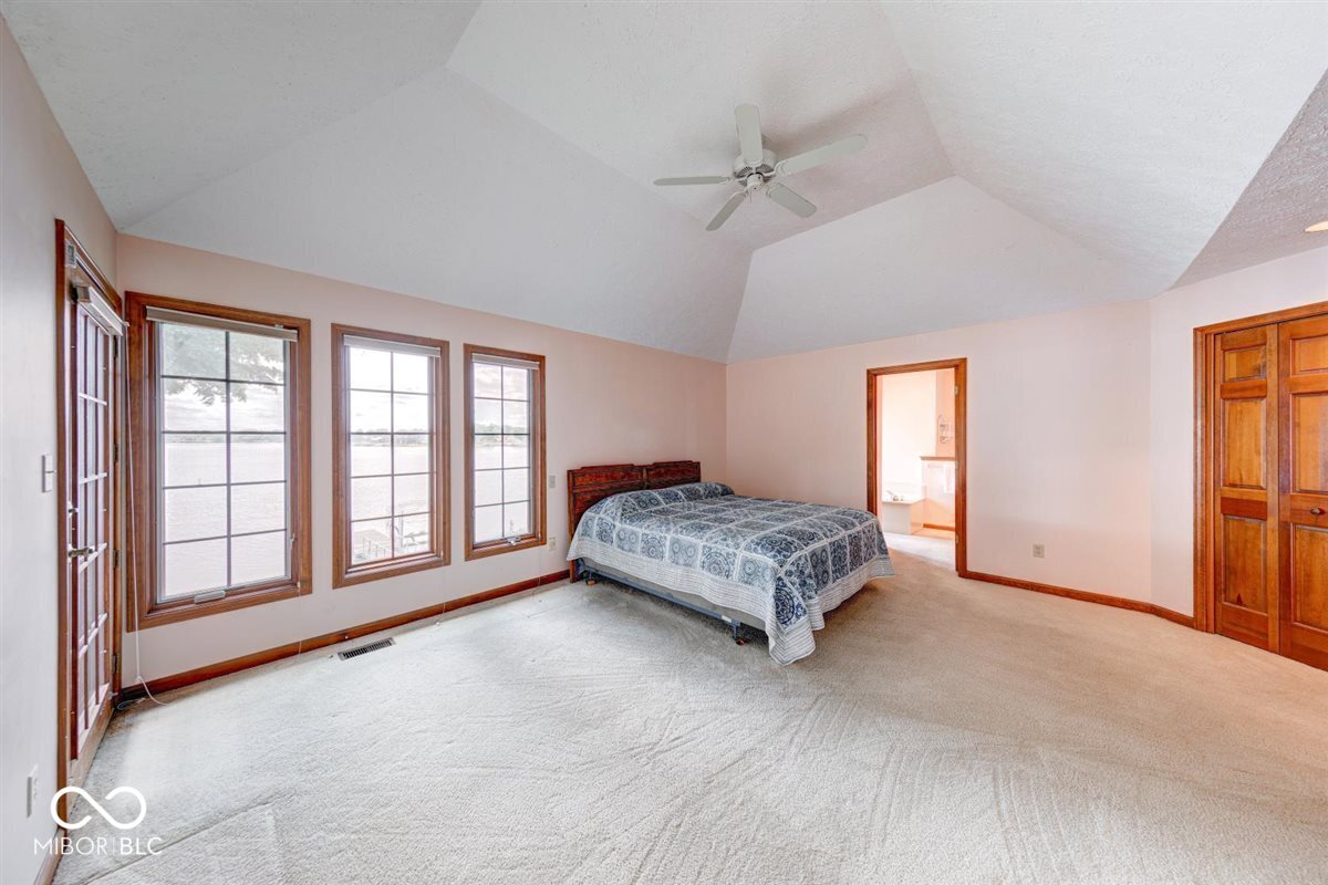 109 Edgewater Drive