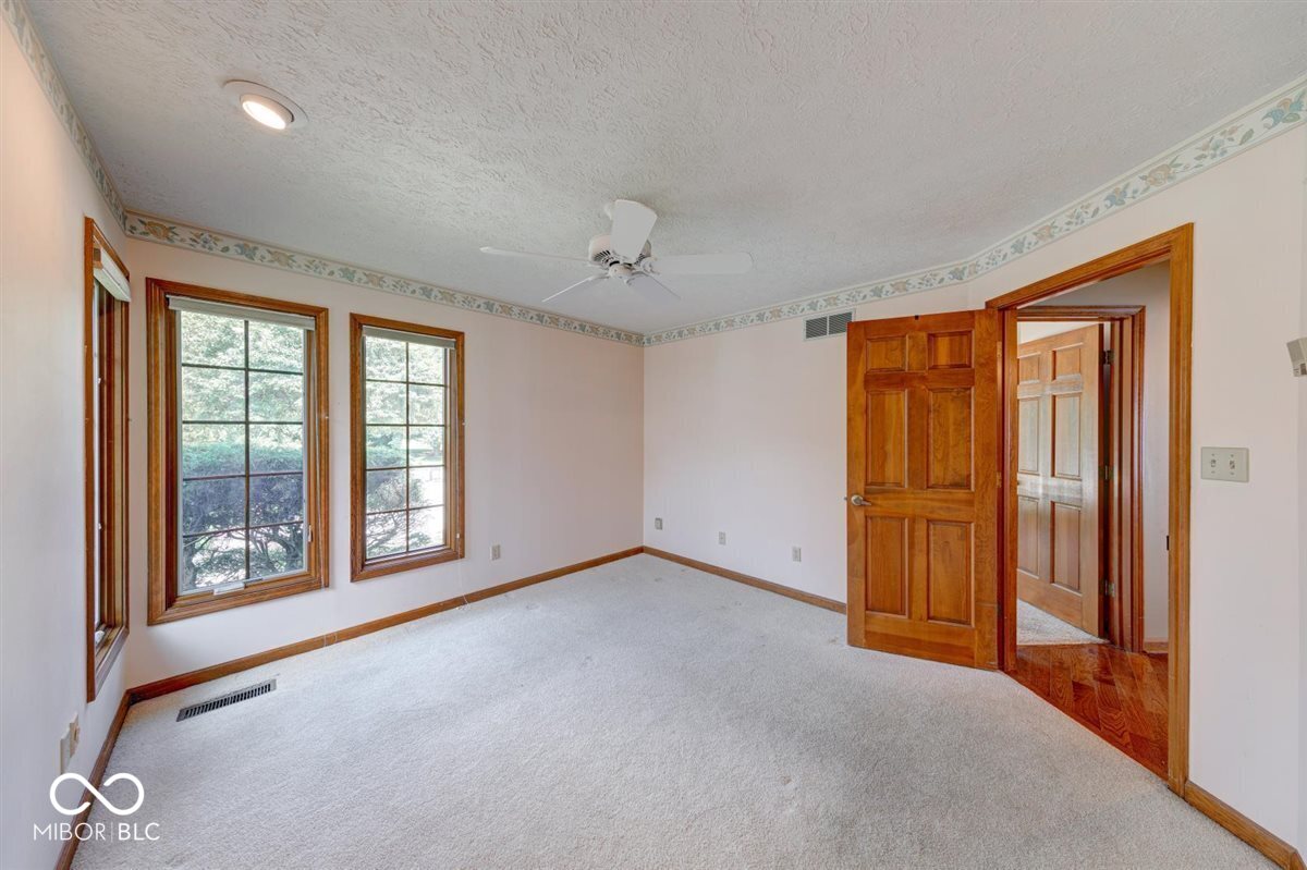 109 Edgewater Drive
