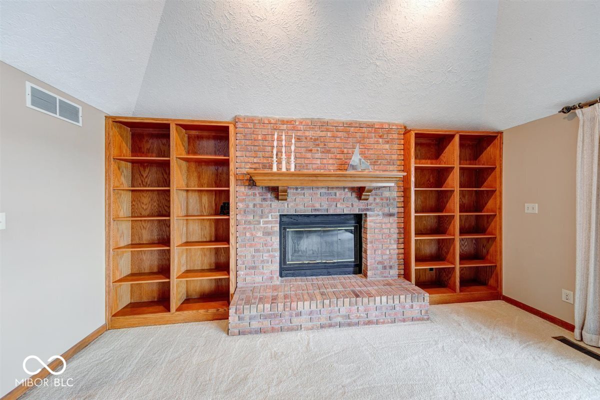 109 Edgewater Drive