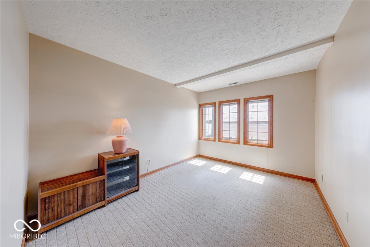 109 Edgewater Drive