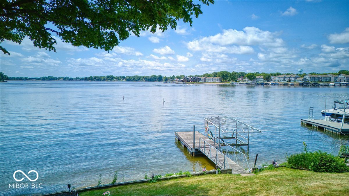 109 Edgewater Drive