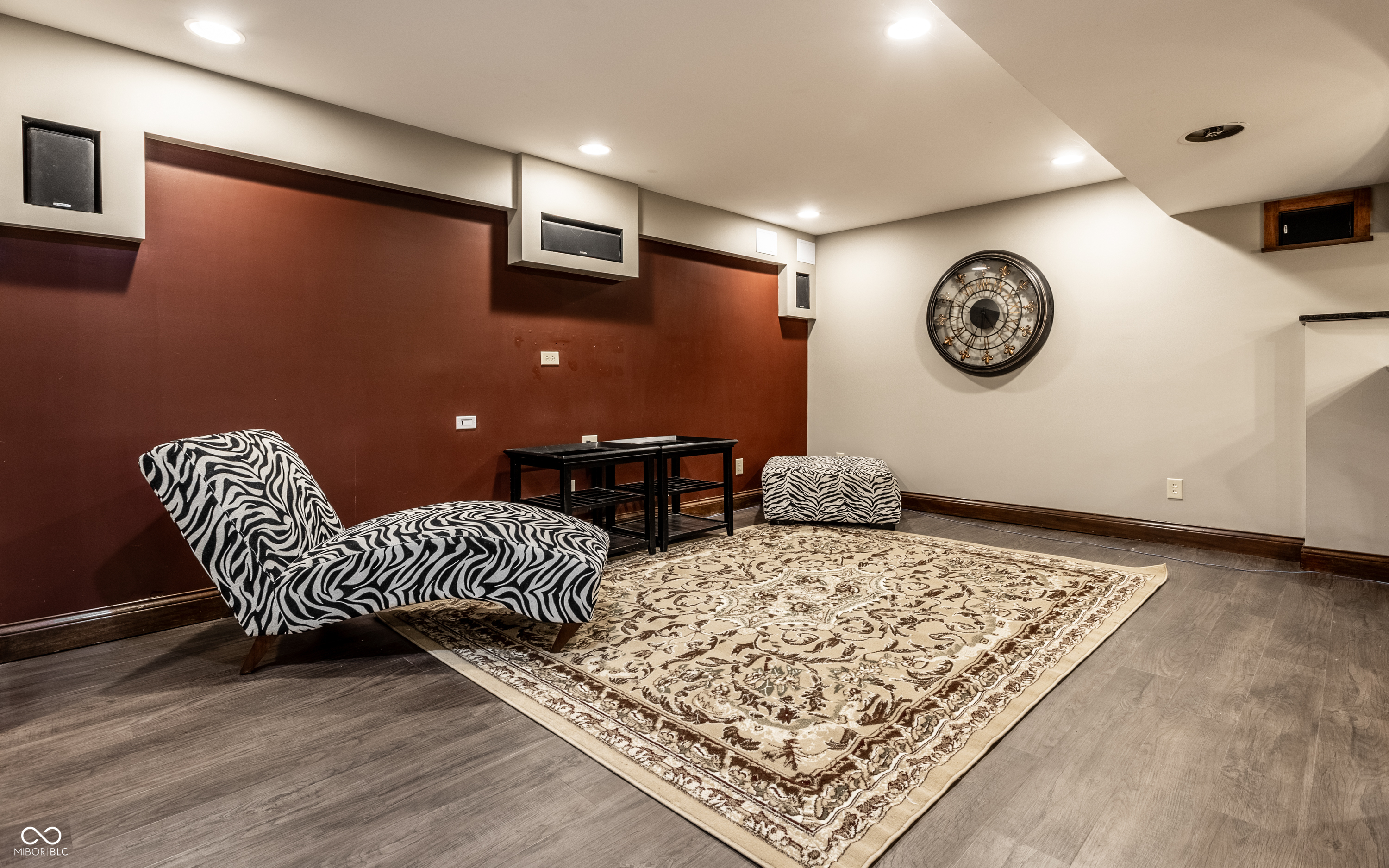7743 Camelback Drive