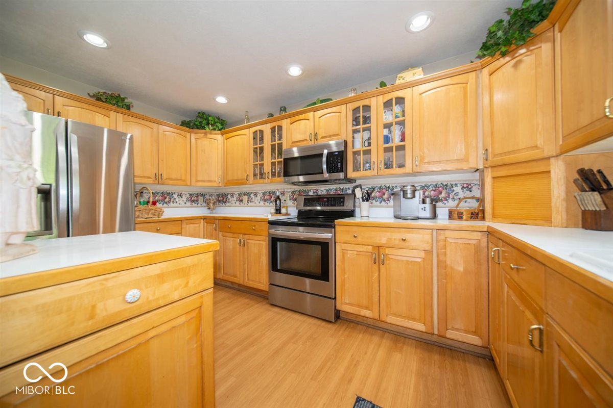 12040 Kingfisher Circle