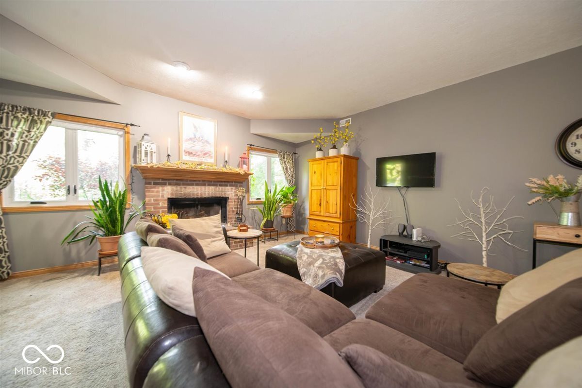 12040 Kingfisher Circle
