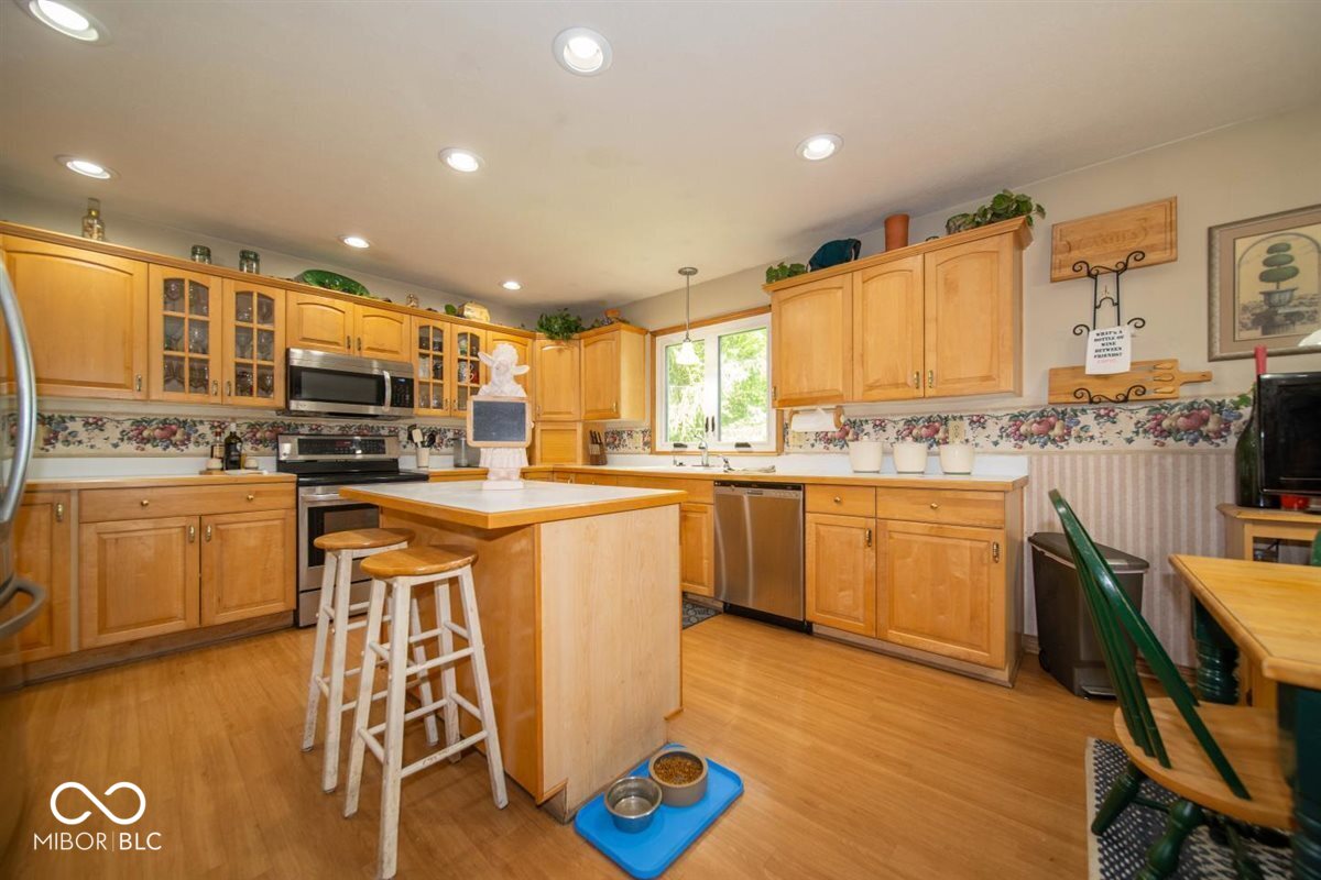 12040 Kingfisher Circle