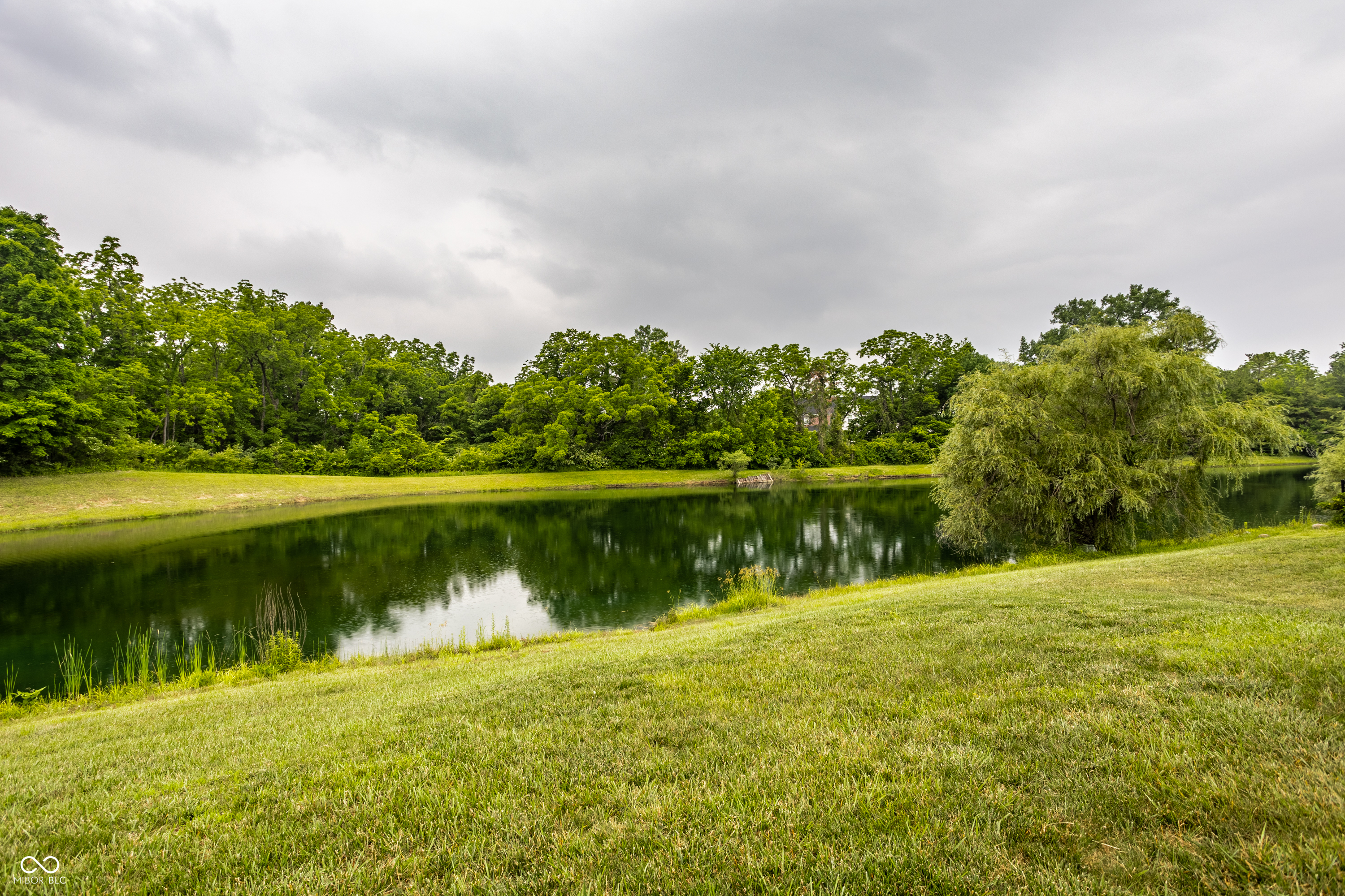 6771 Woodcliff Circle