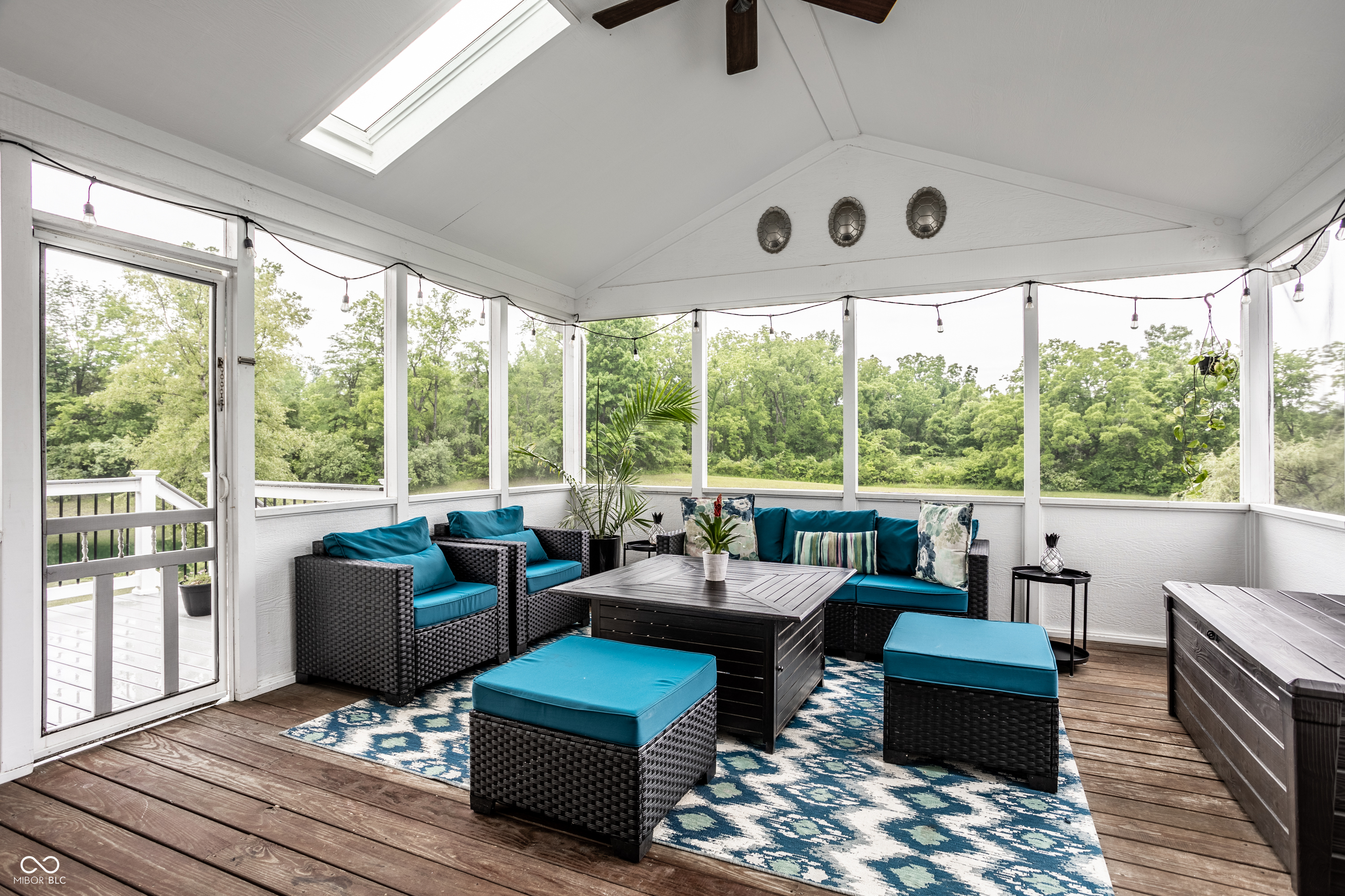 6771 Woodcliff Circle