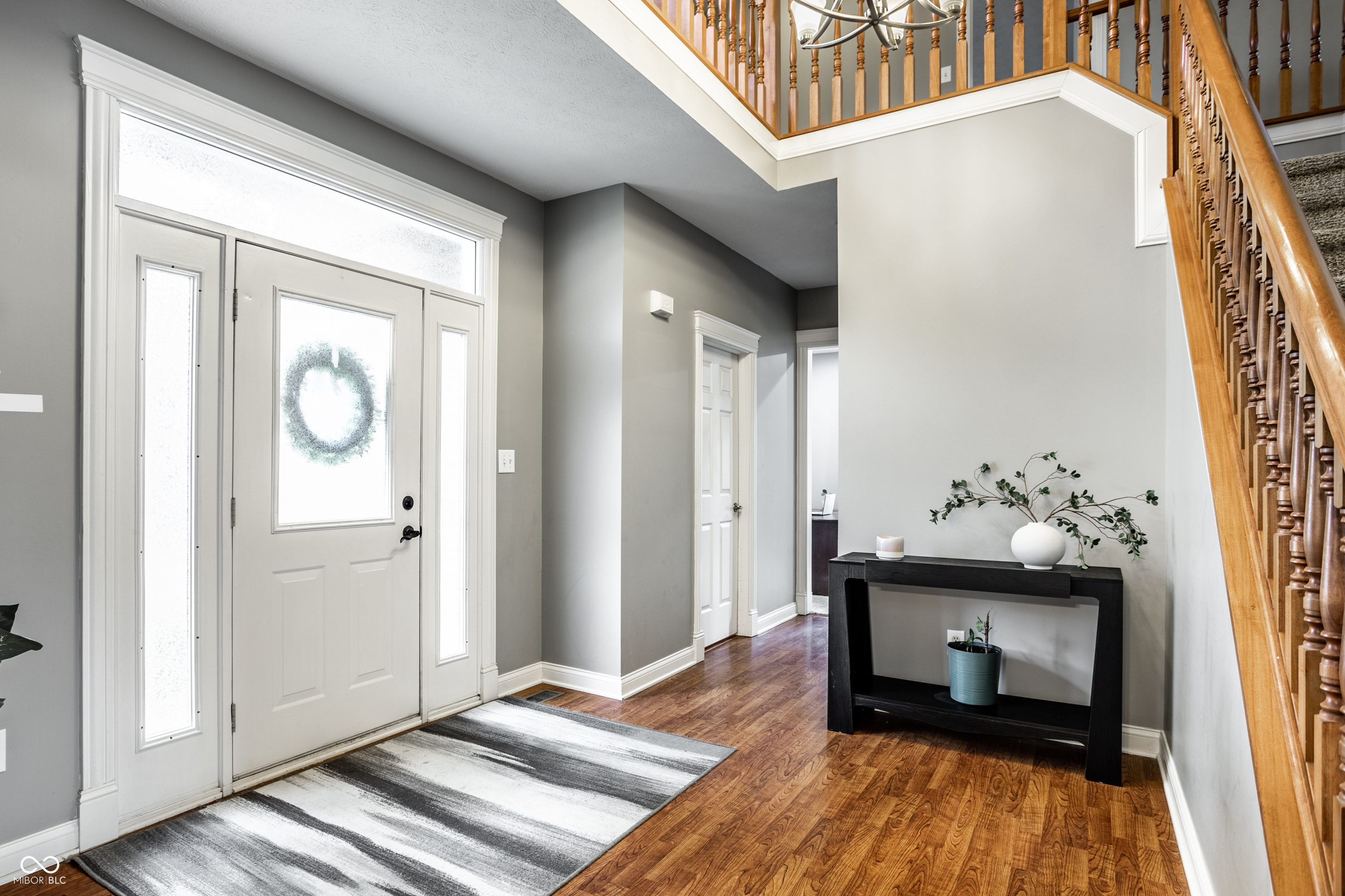 6771 Woodcliff Circle
