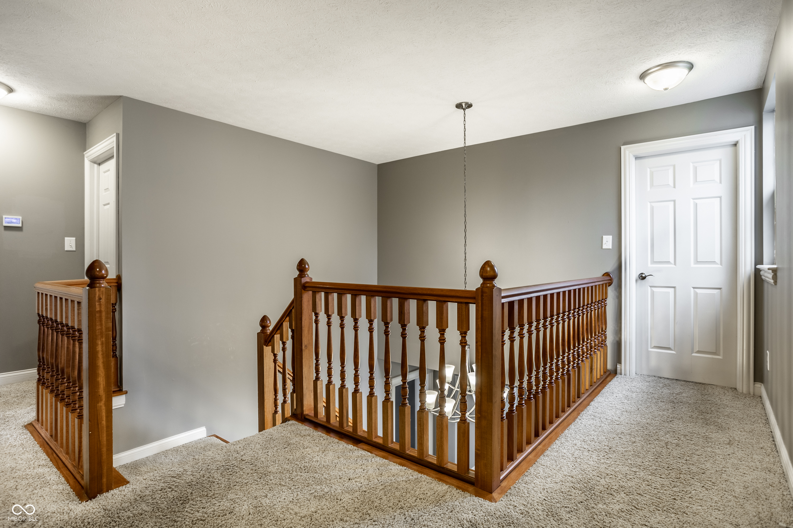 6771 Woodcliff Circle