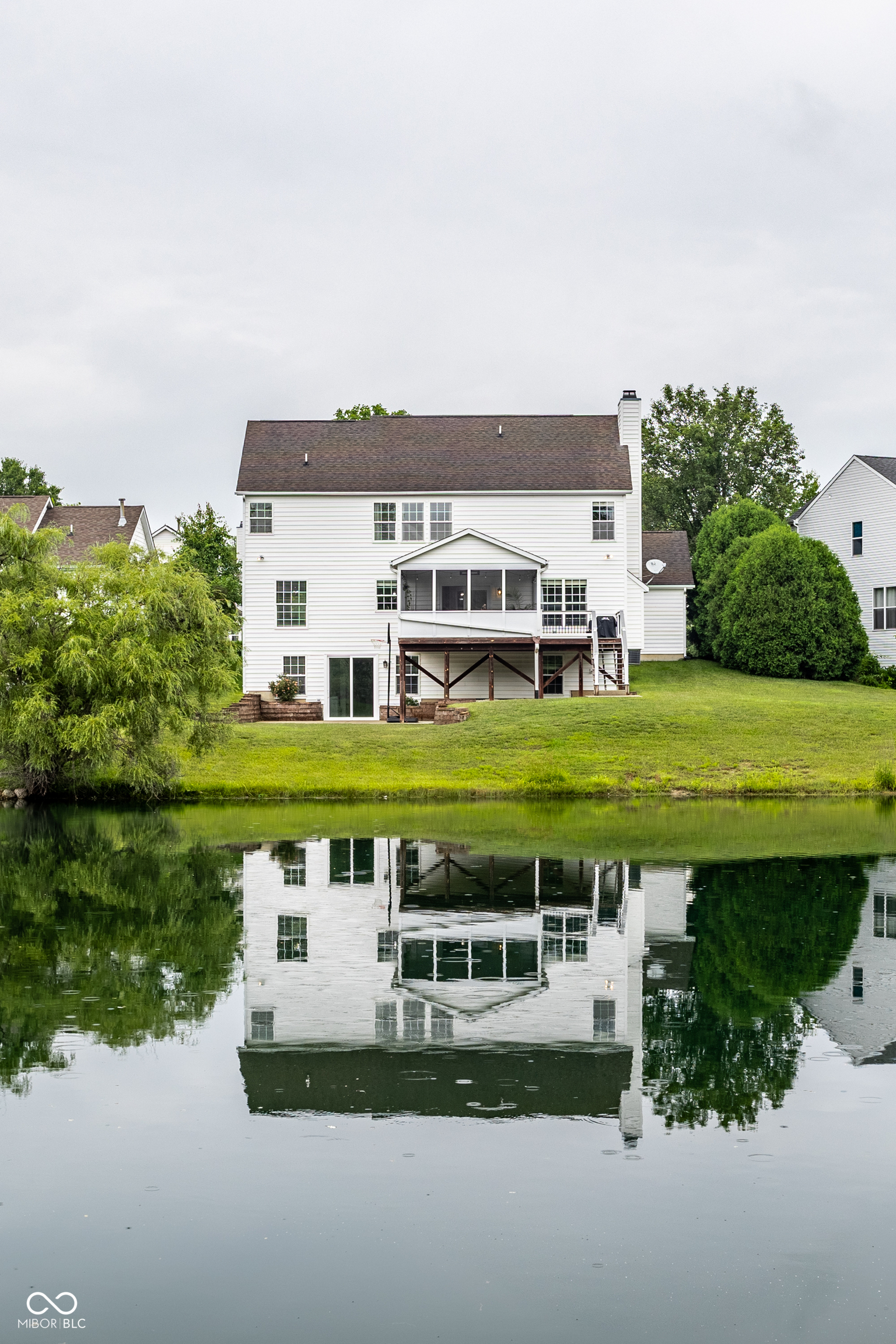 6771 Woodcliff Circle