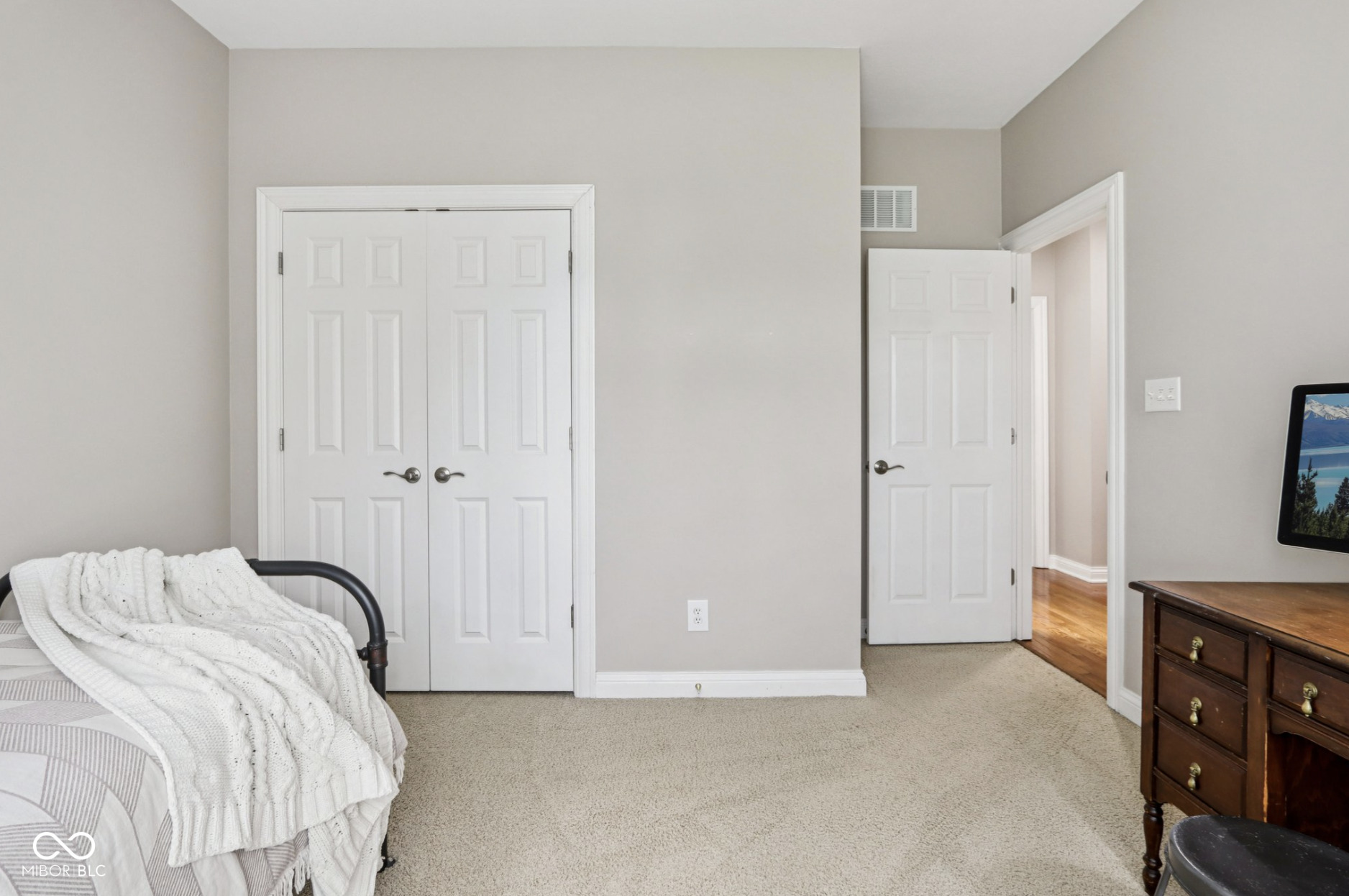 10707 Burning Ridge Lane