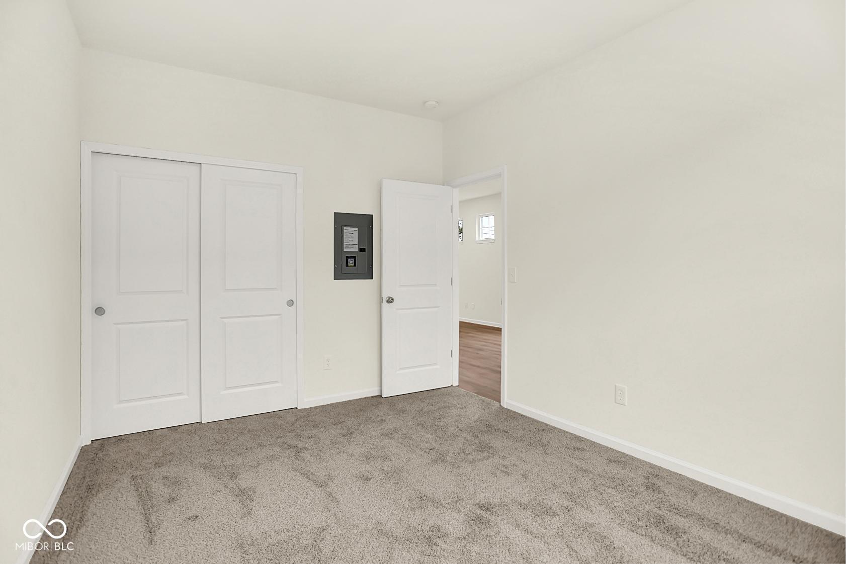 8568 Goldfinch Road