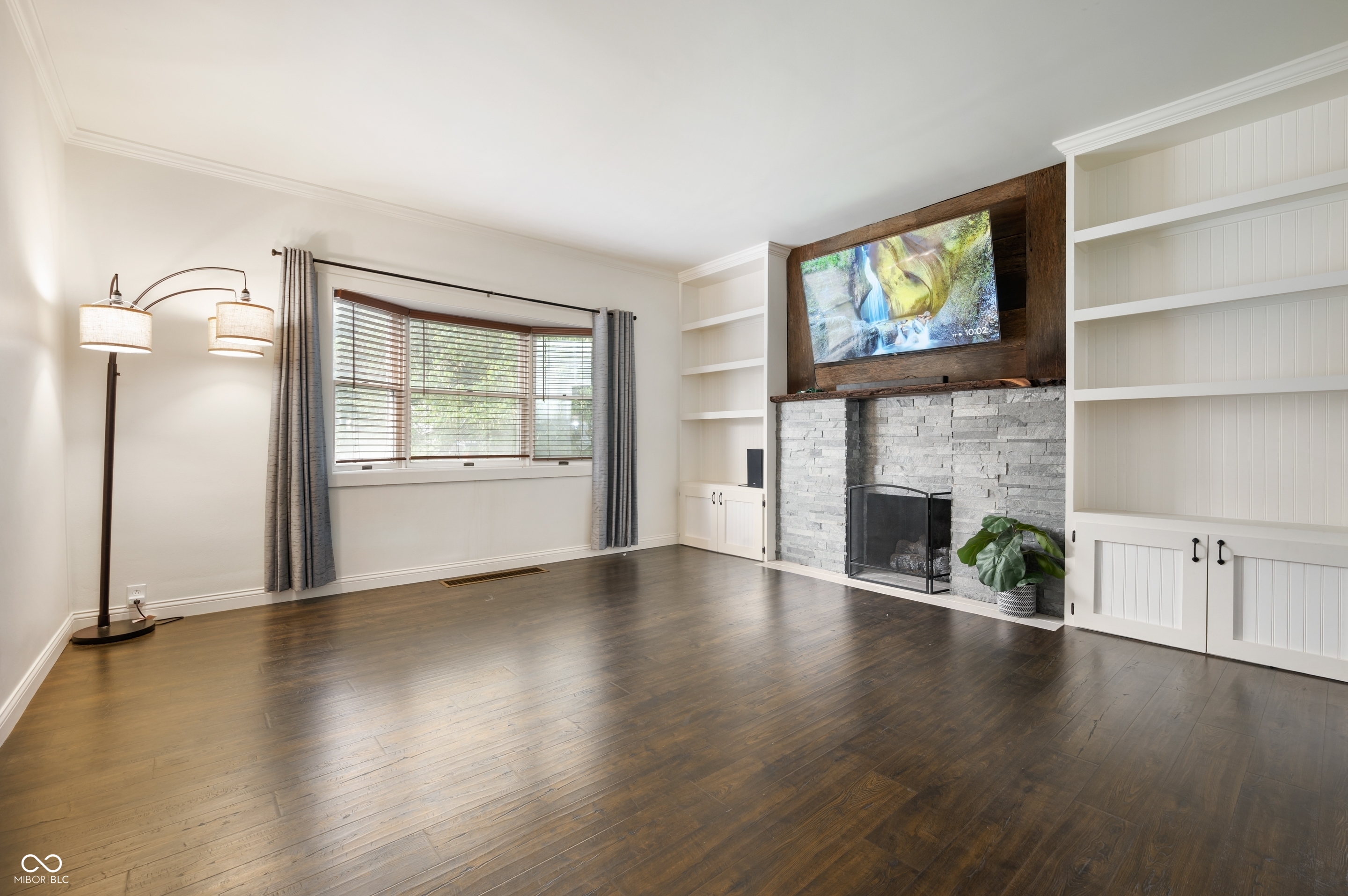 2116 Spear Street