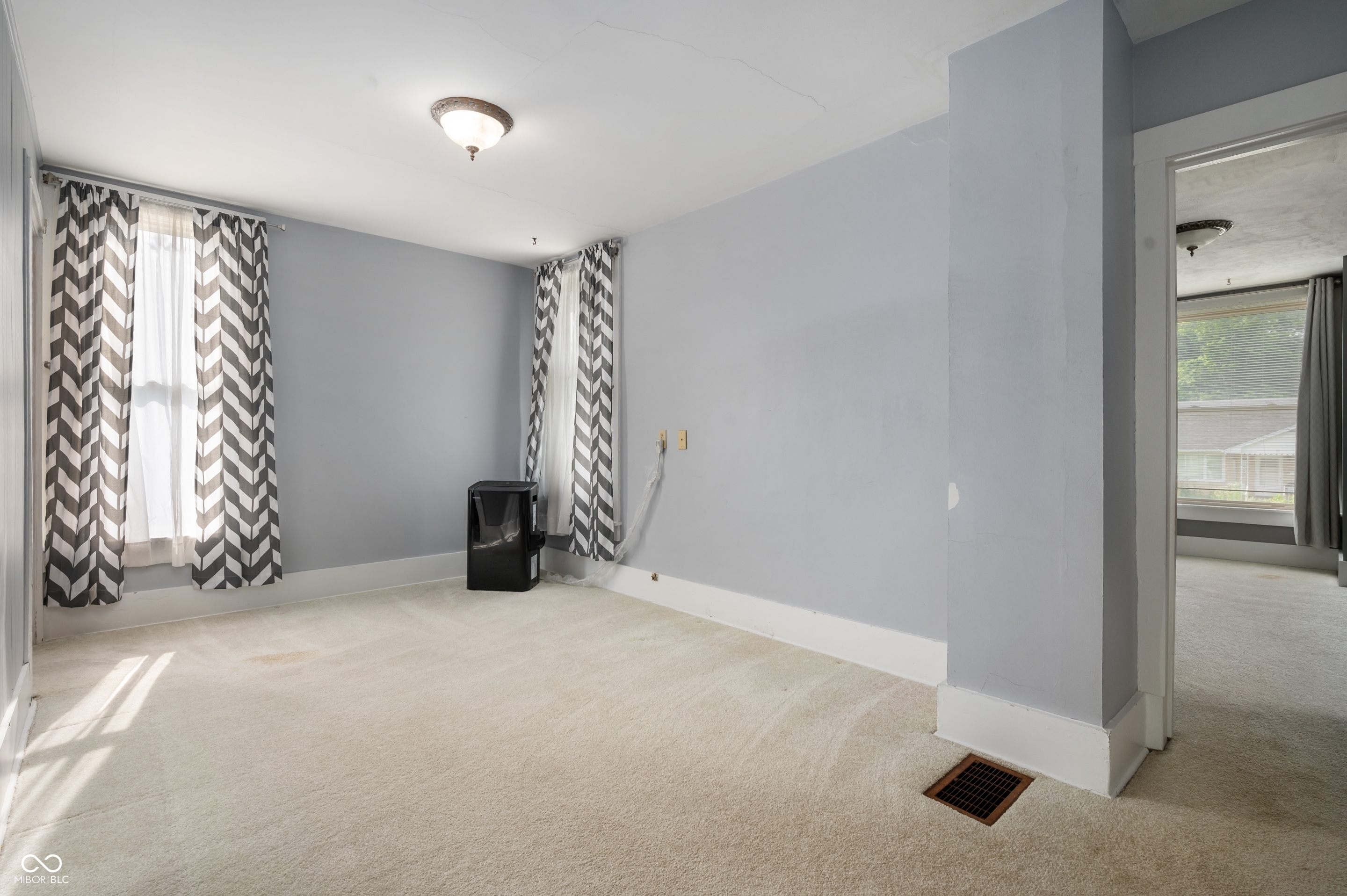2116 Spear Street
